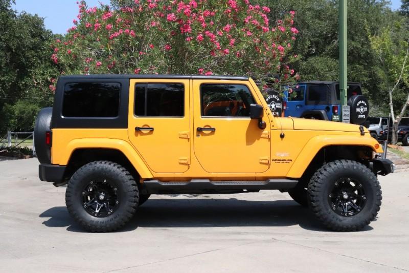 Used-2013-Jeep-Wrangler-Unlimited-Sahara-4WD-4dr-Sahara