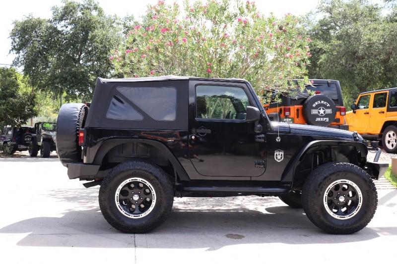 Used-2007-Jeep-Wrangler-4WD-2dr-X