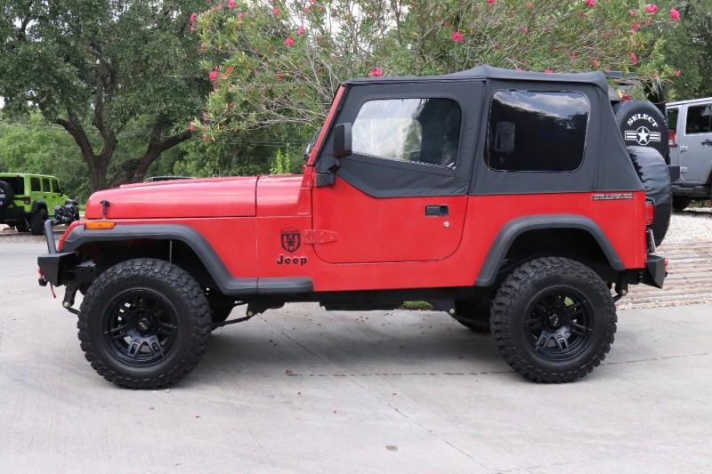 Used-1990-Jeep-Wrangler-2dr-S