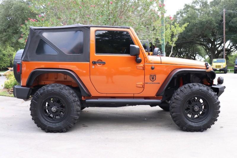 Used-2011-Jeep-Wrangler-4WD-2dr-Sport