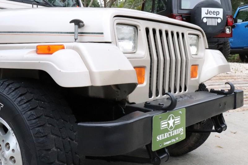 Used-1995-Jeep-Wrangler-2dr-Sahara