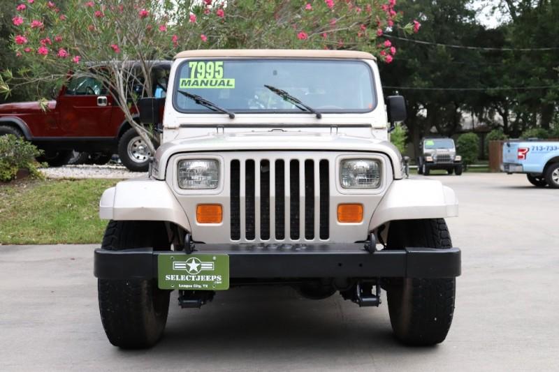 Used-1995-Jeep-Wrangler-2dr-Sahara