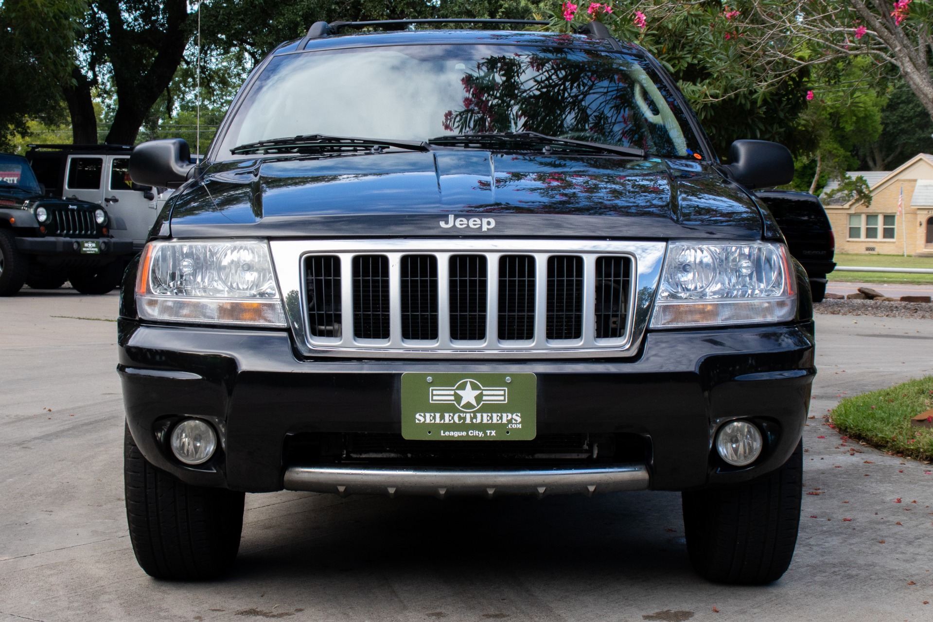 Used-2004-Jeep-Grand-Cherokee-4dr-Limited