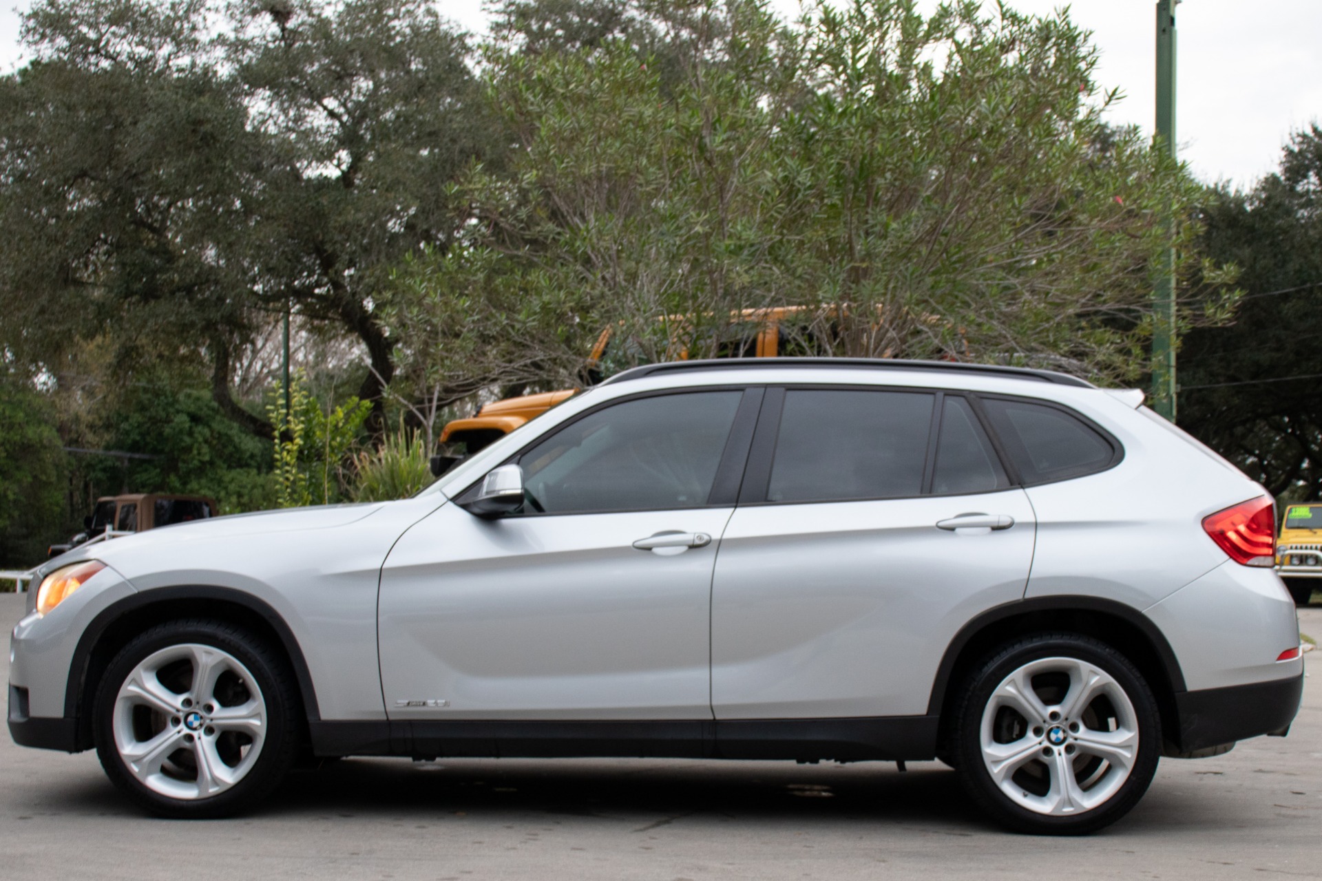 Used-2014-BMW-X1-sDrive28i