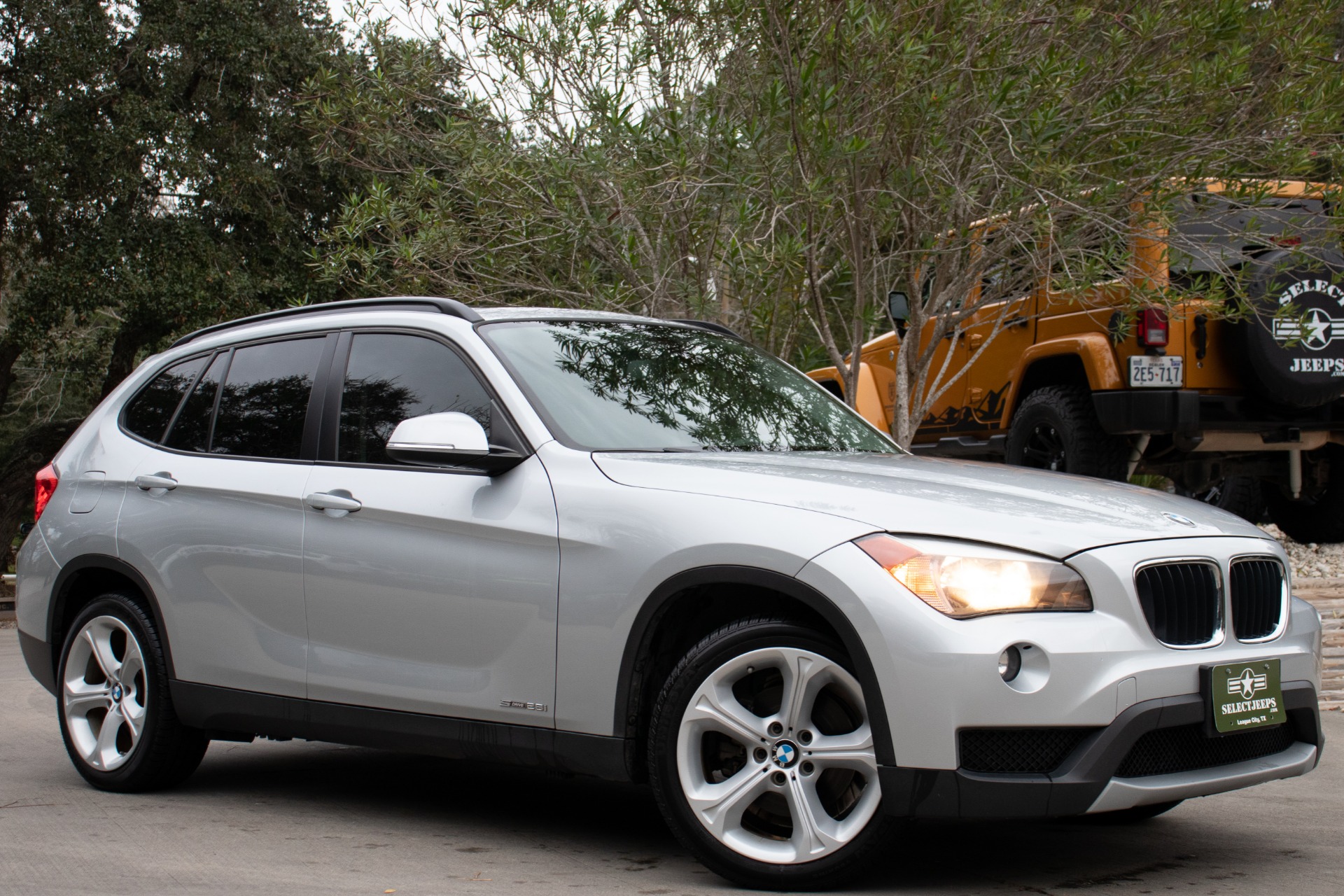 Used-2014-BMW-X1-sDrive28i