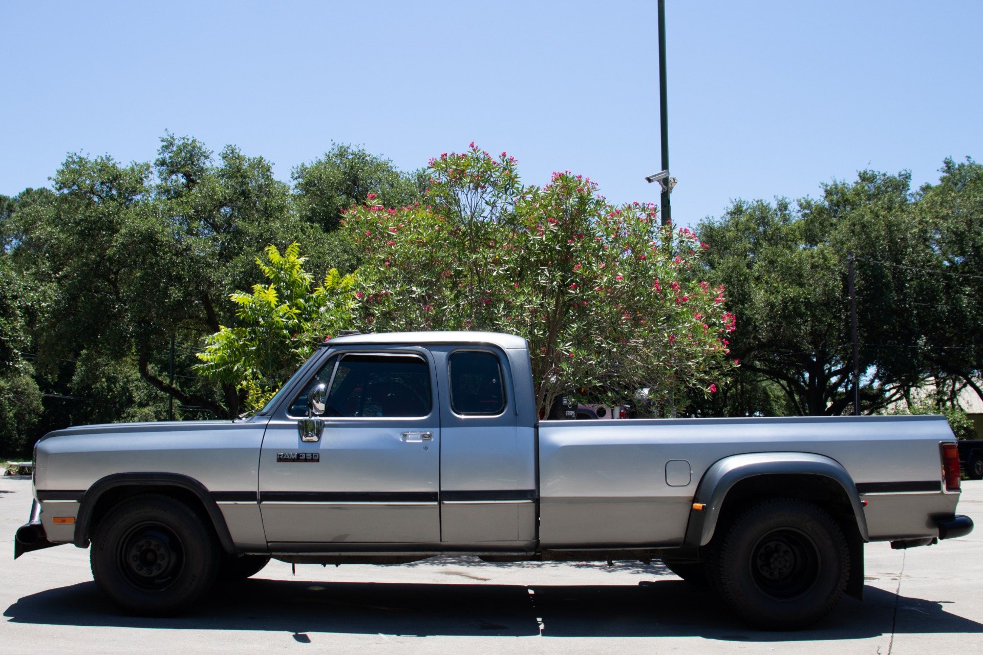 Used-1993-Dodge-RAM-350-LE