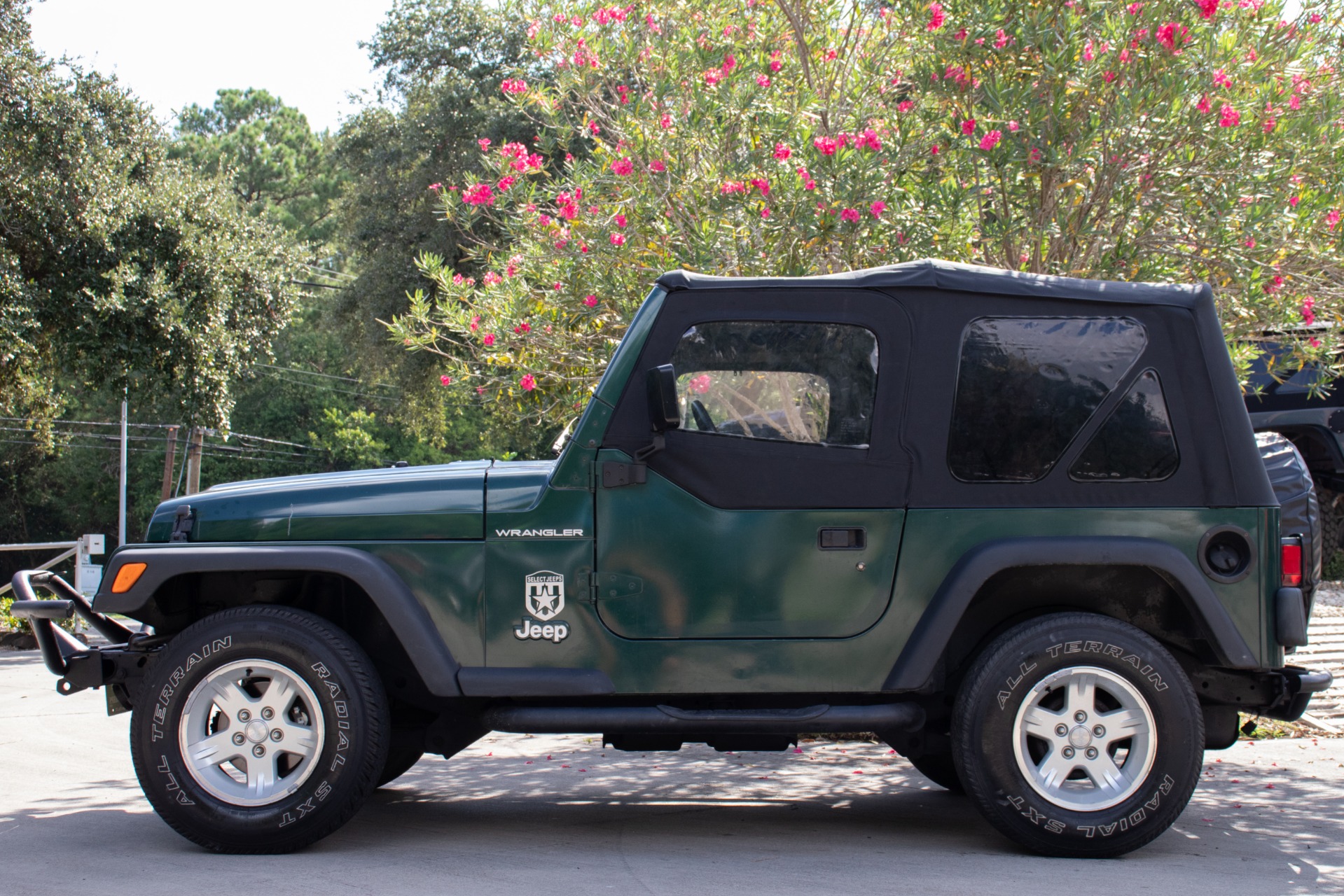 Used-1999-Jeep-Wrangler-SE