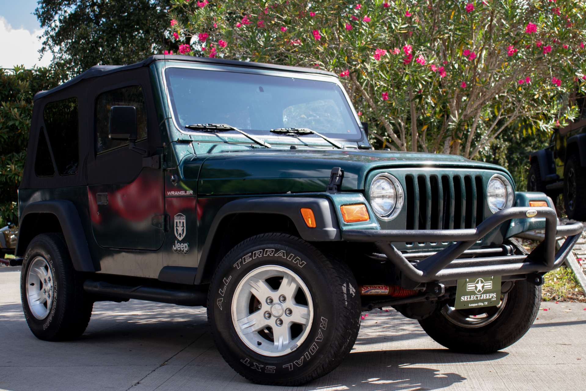 Used-1999-Jeep-Wrangler-SE