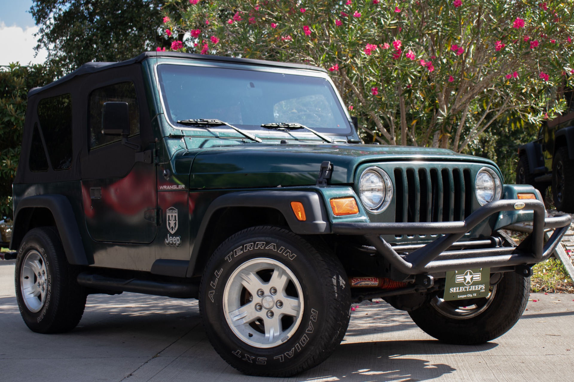 Used-1999-Jeep-Wrangler-SE