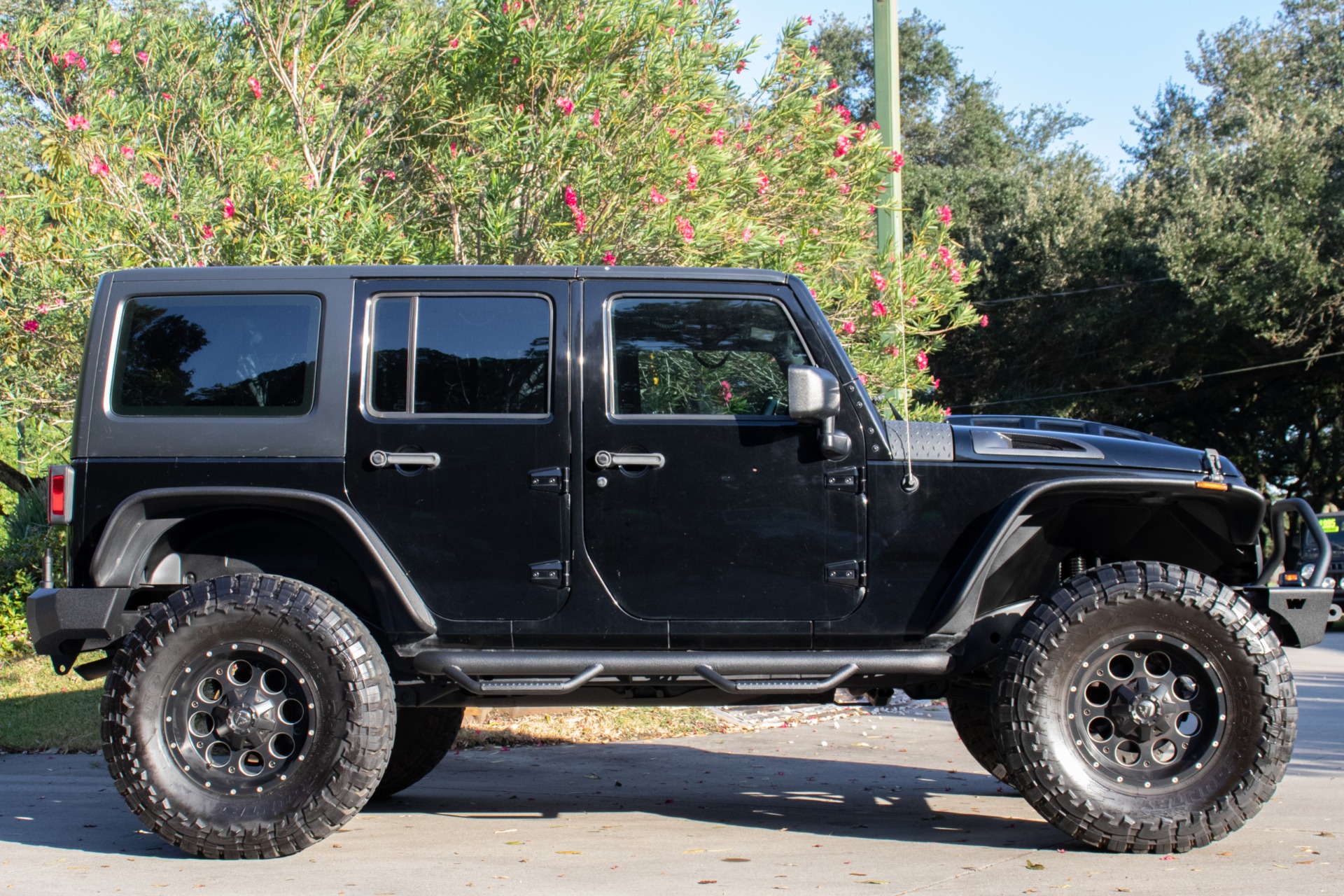 Used-2013-Jeep-Wrangler-Unlimited-Sport