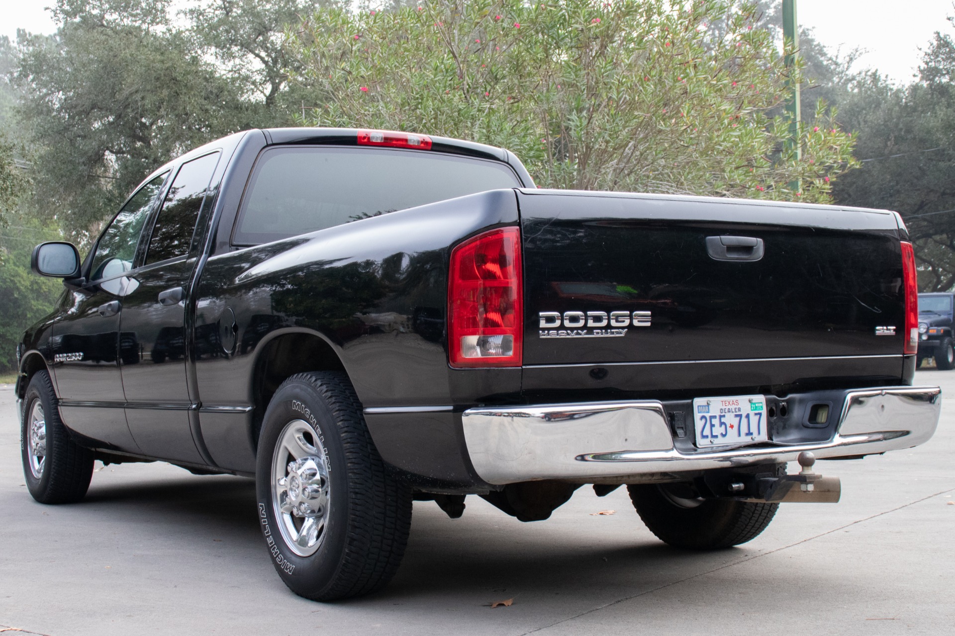 Used-2003-Dodge-Ram-Pickup-2500-SLT