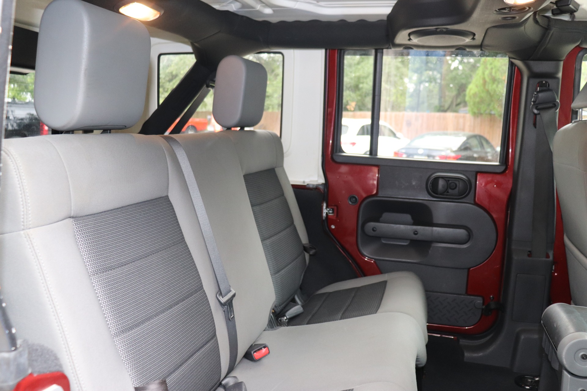 Used-2010-Jeep-Rubicon-Unlimited-Rubicon