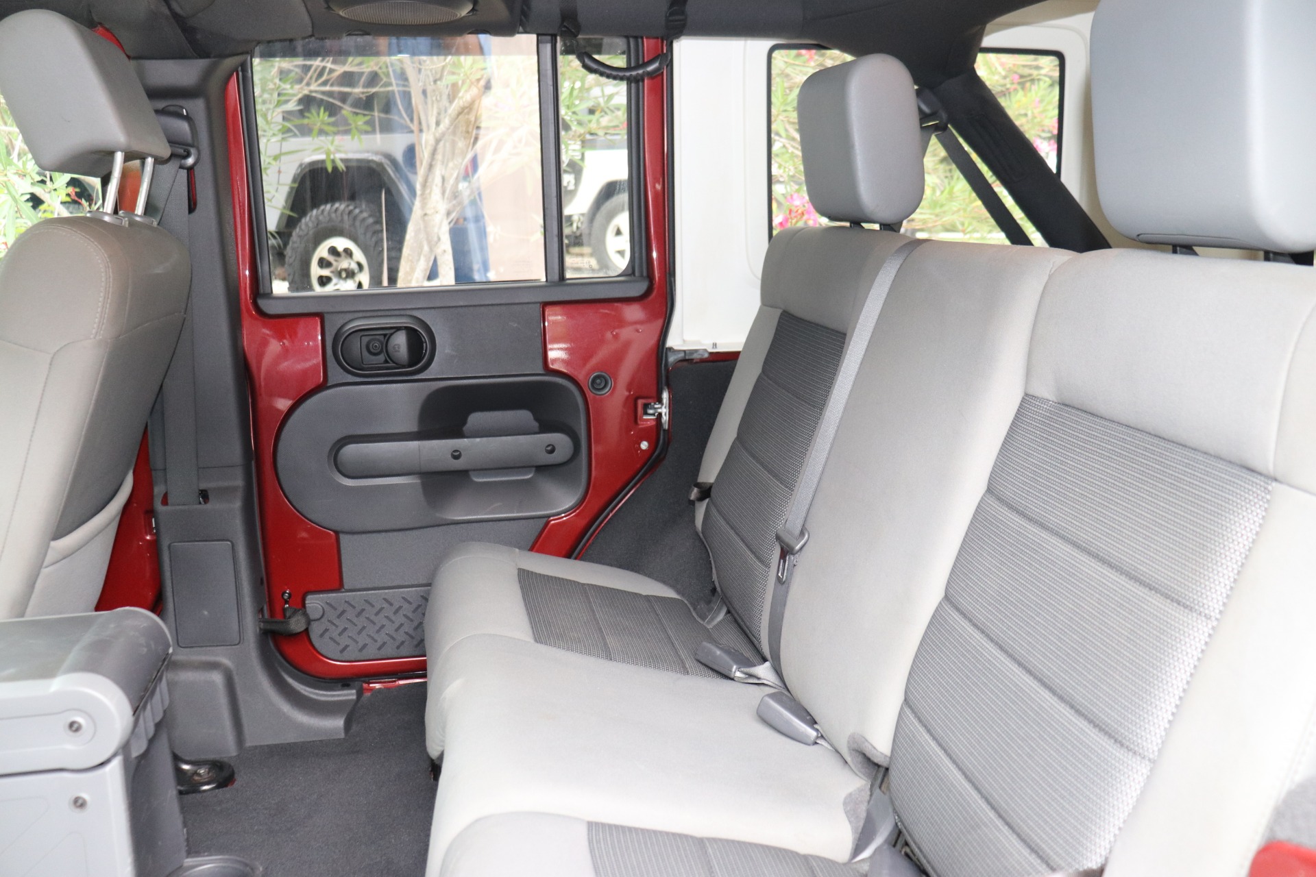 Used-2010-Jeep-Rubicon-Unlimited-Rubicon