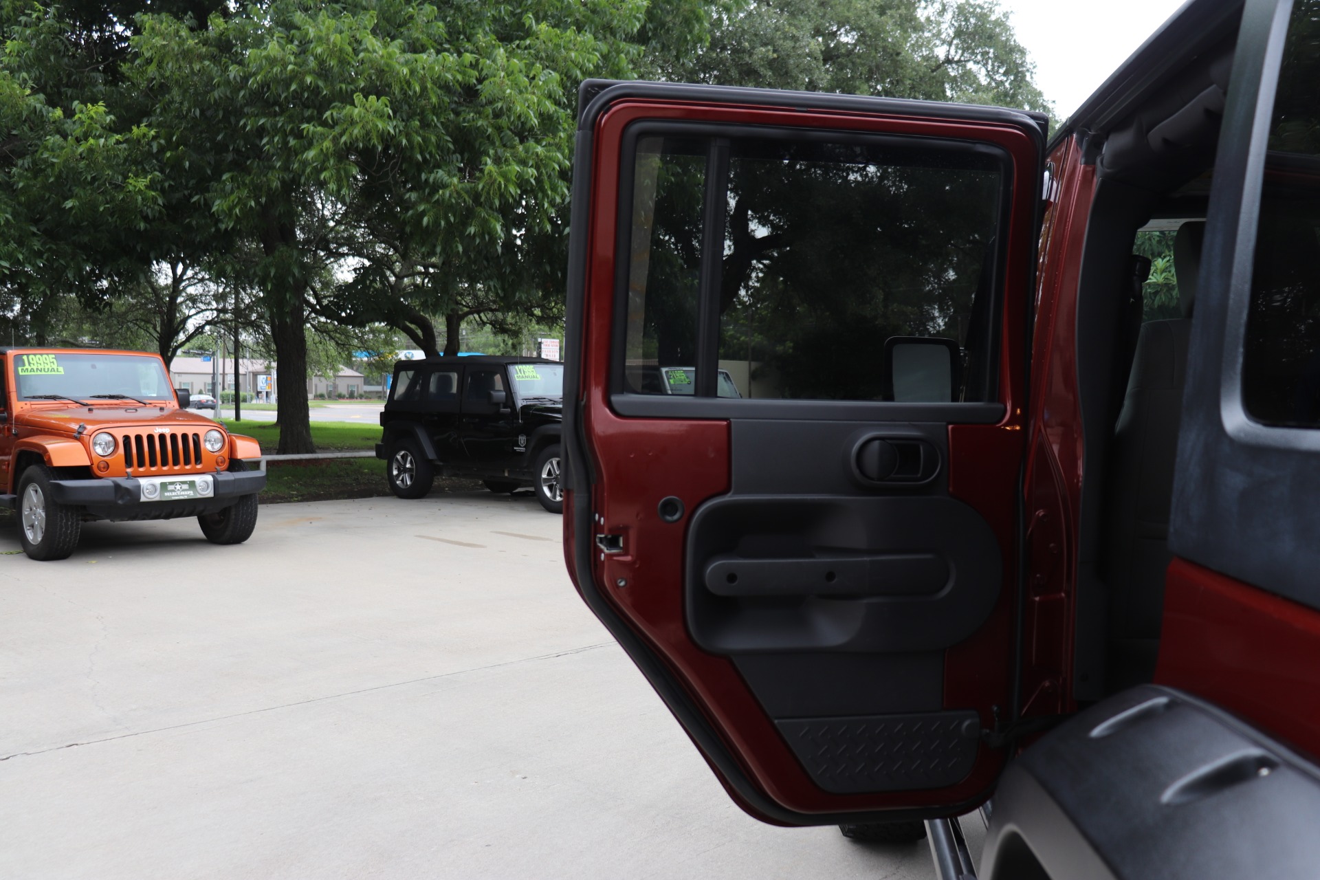 Used-2010-Jeep-Rubicon-Unlimited-Rubicon