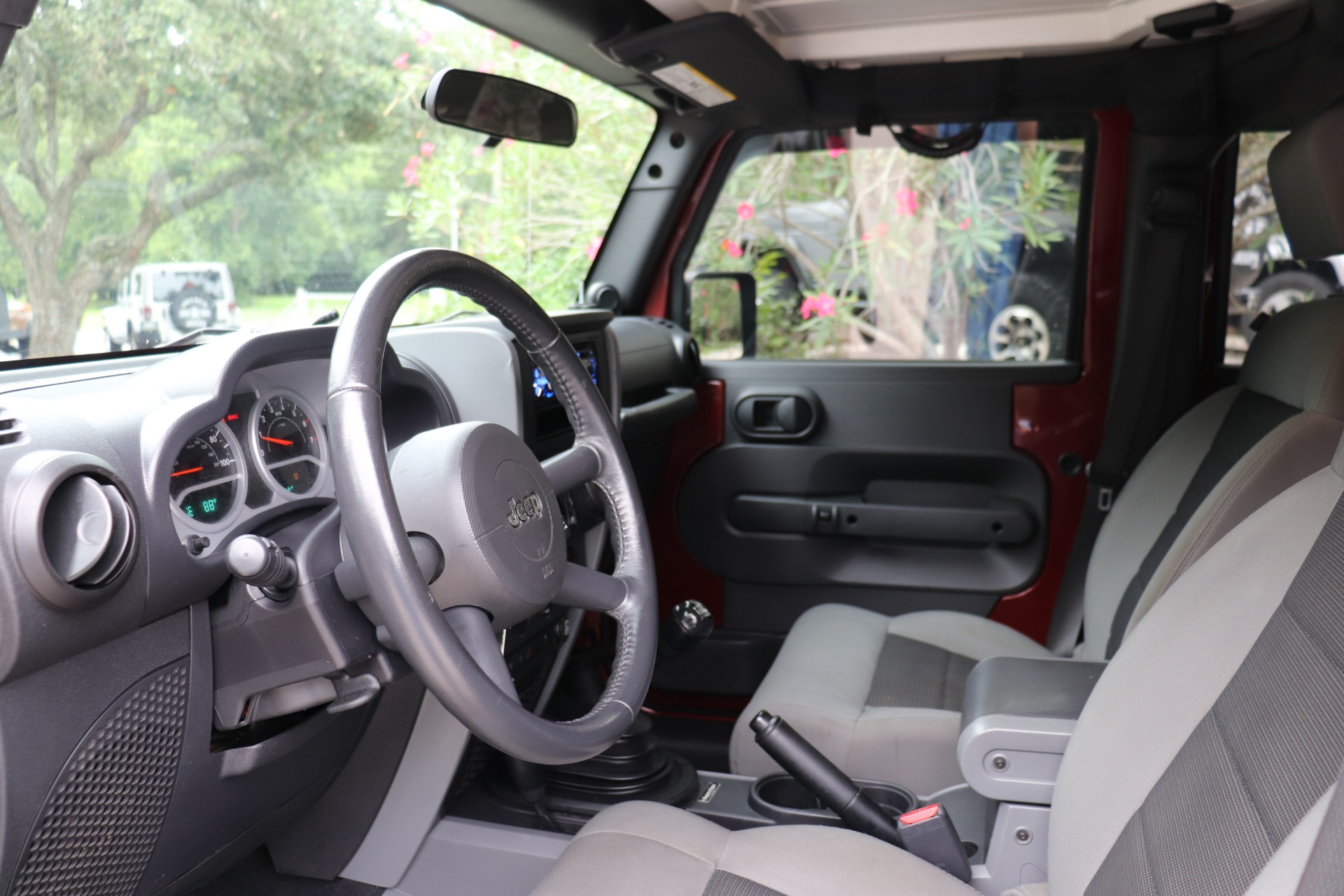 Used-2010-Jeep-Rubicon-Unlimited-Rubicon