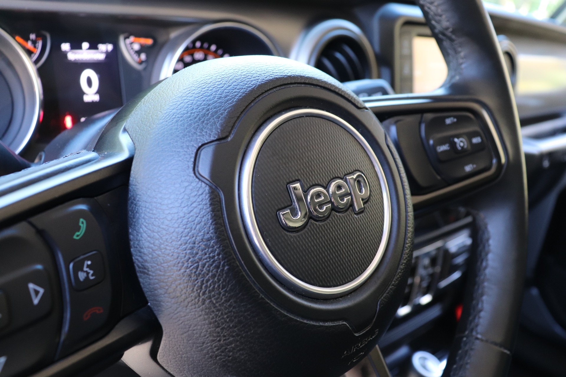 Used-2019-Jeep-Wrangler-Unlimited-Sport