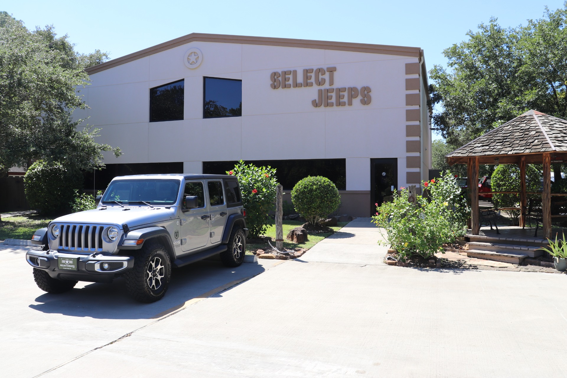 Used-2019-Jeep-Wrangler-Unlimited-Sport