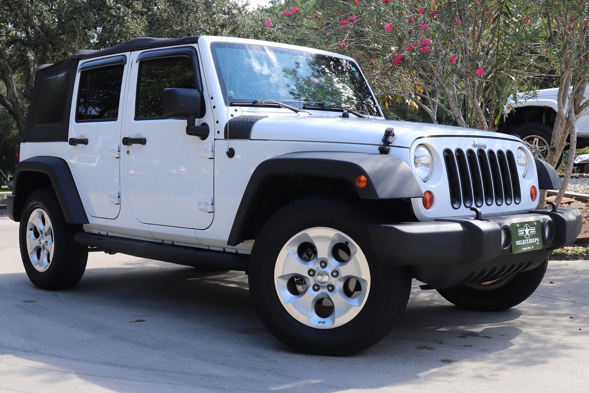 Used-2013-Jeep-Wrangler-Unlimited-Sport