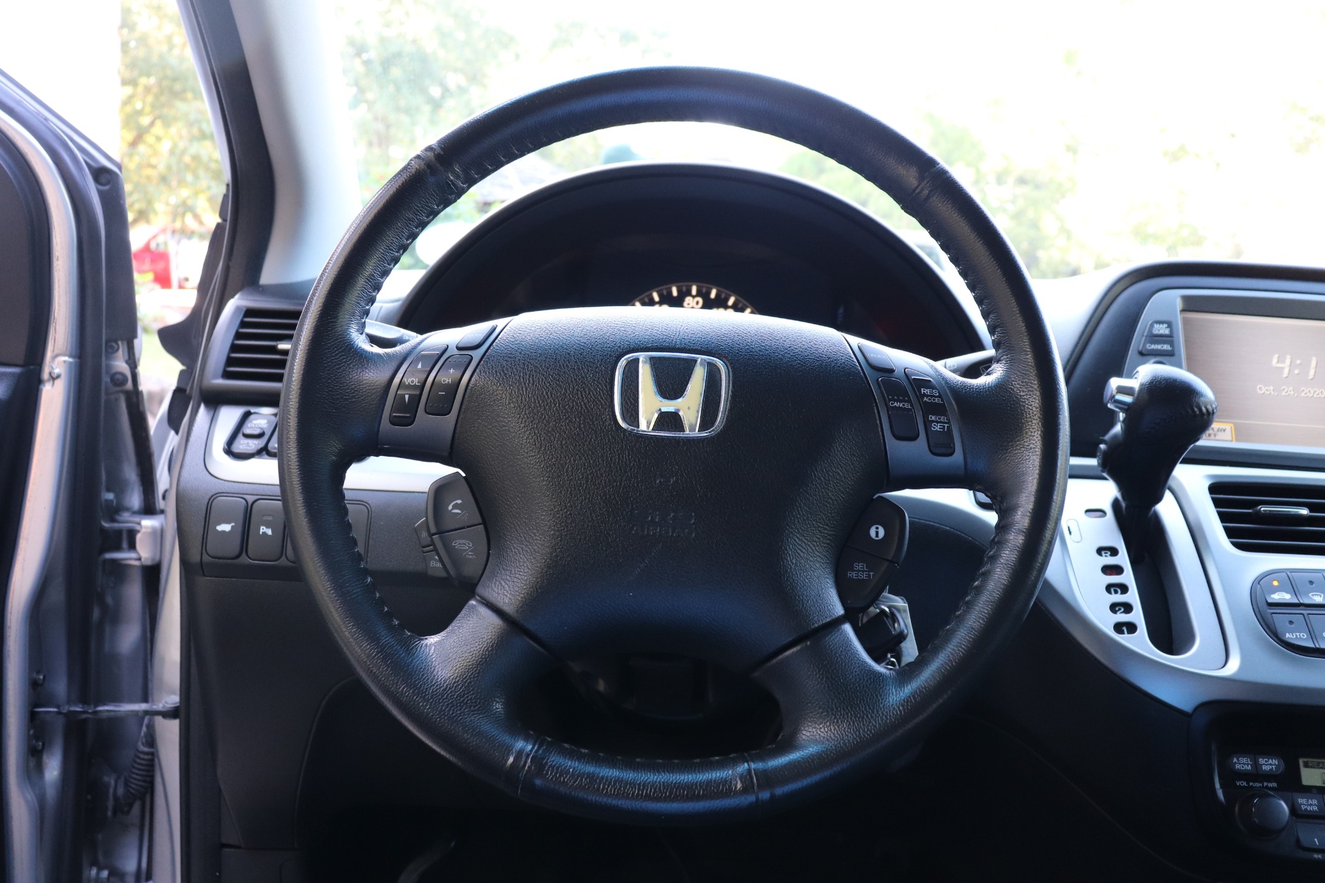 Used-2010-Honda-Odyssey-Touring