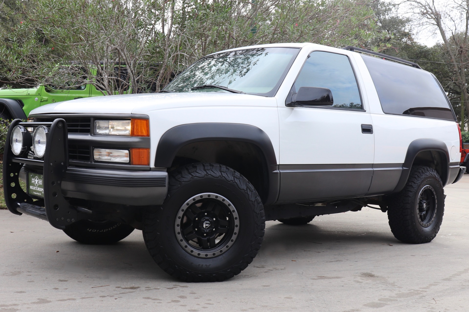 Used-1999-Chevrolet-Tahoe-LT