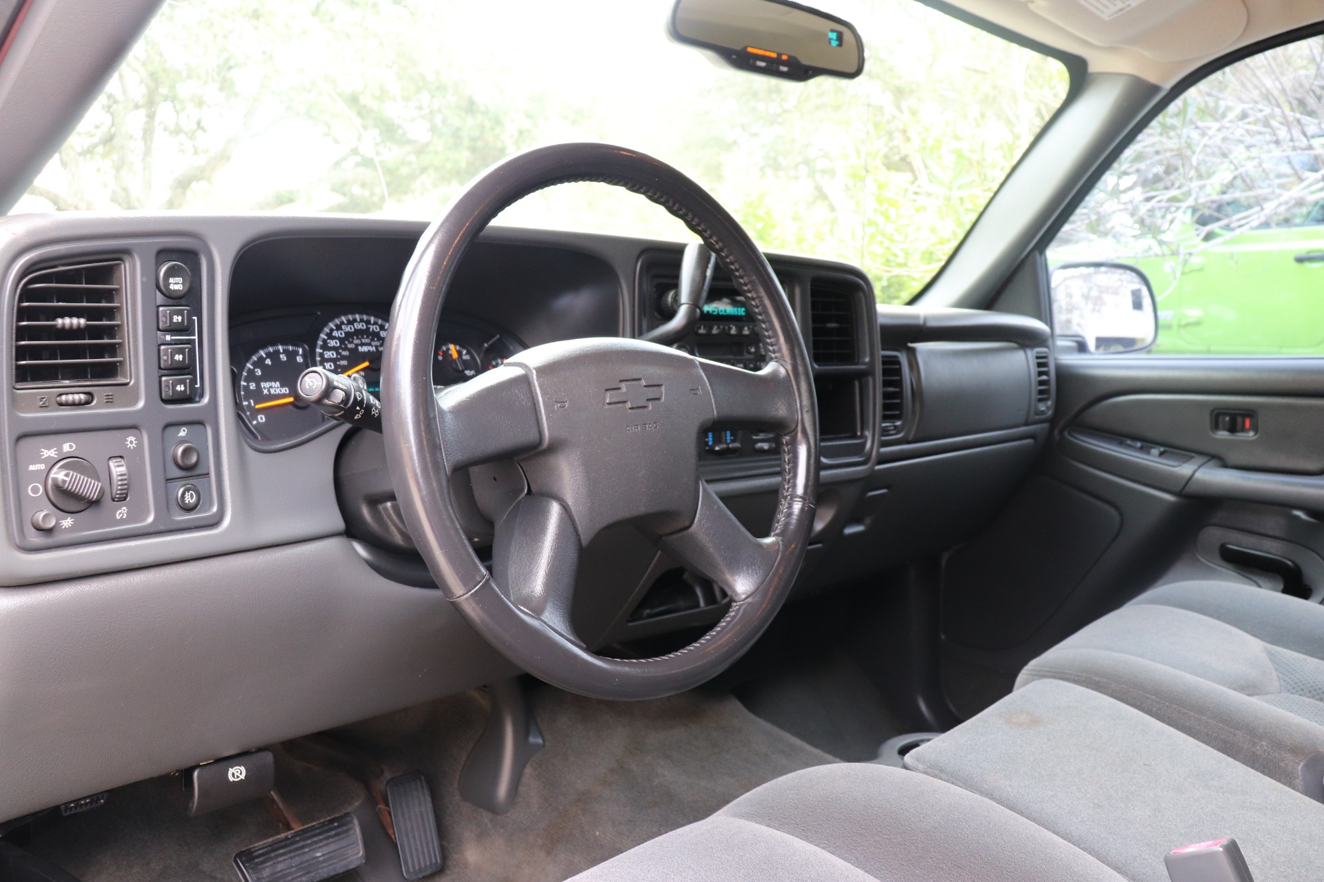 Used-2005-Chevrolet-Silverado-1500-Z71