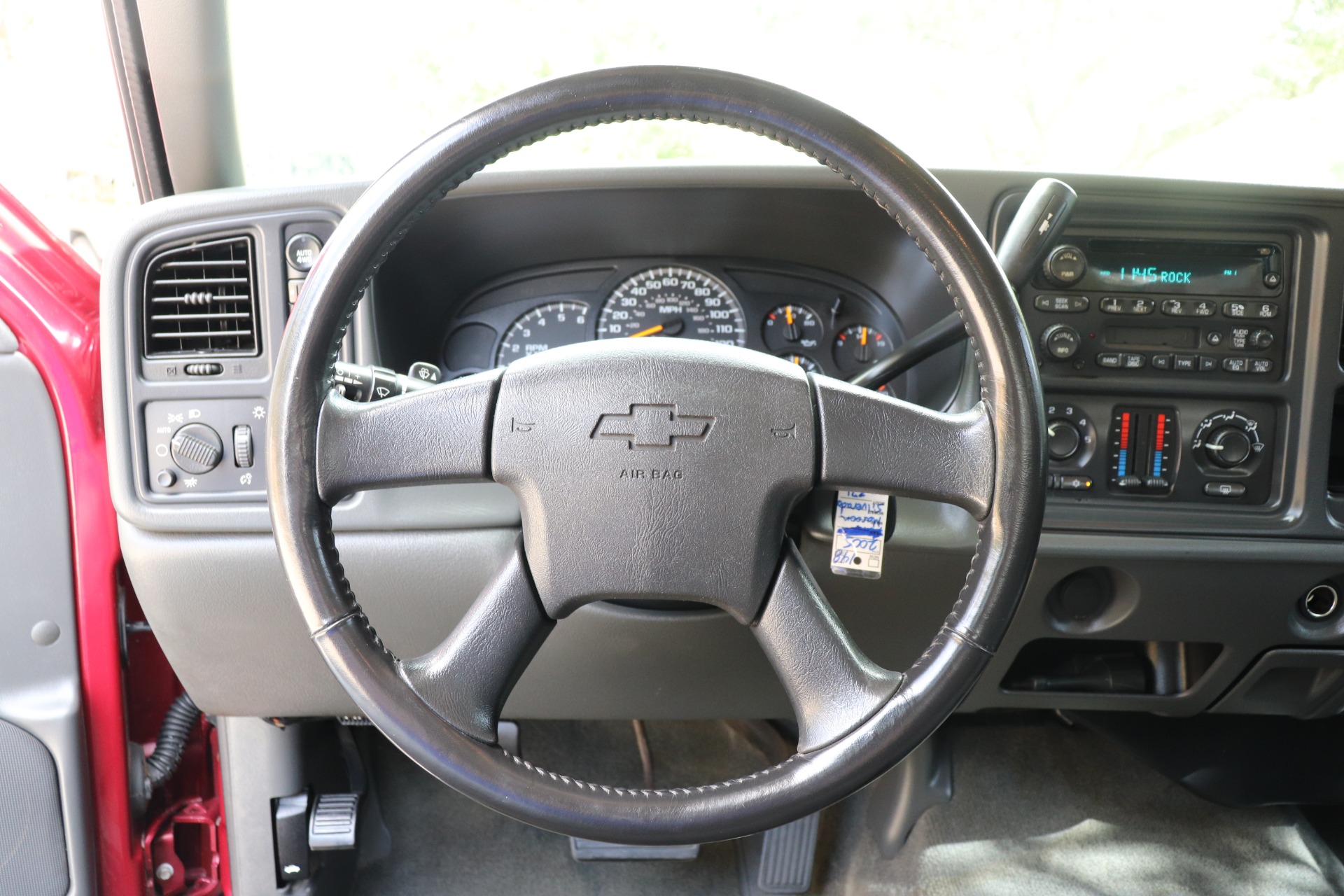 Used-2005-Chevrolet-Silverado-1500-Z71