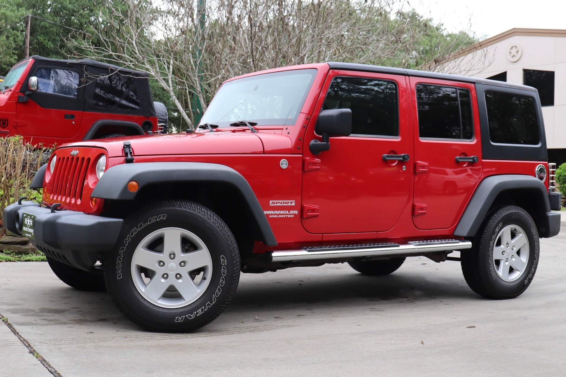 Used-2012-Jeep-Wrangler-Unlimited-Sport