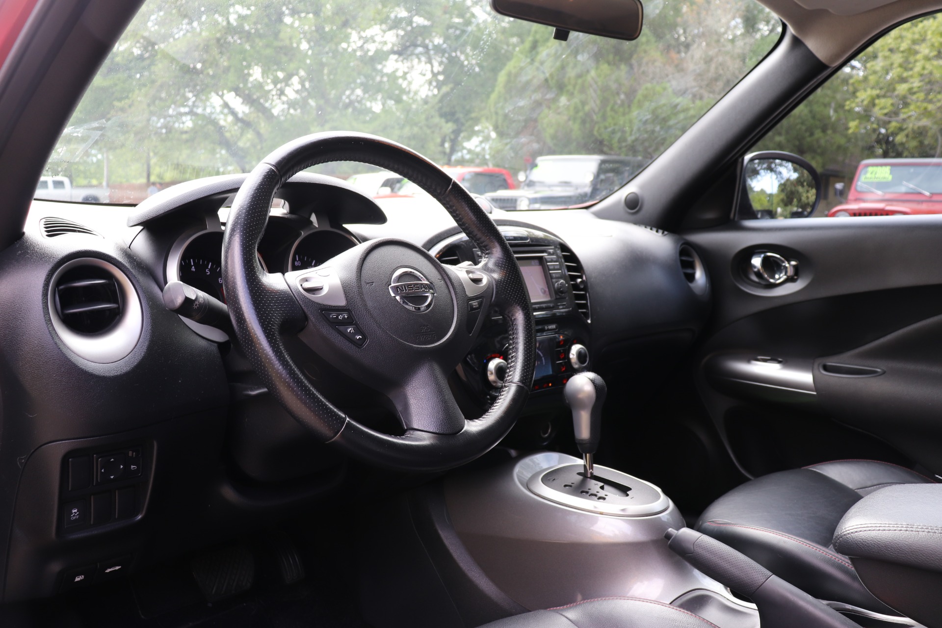 Used-2012-Nissan-JUKE-SL