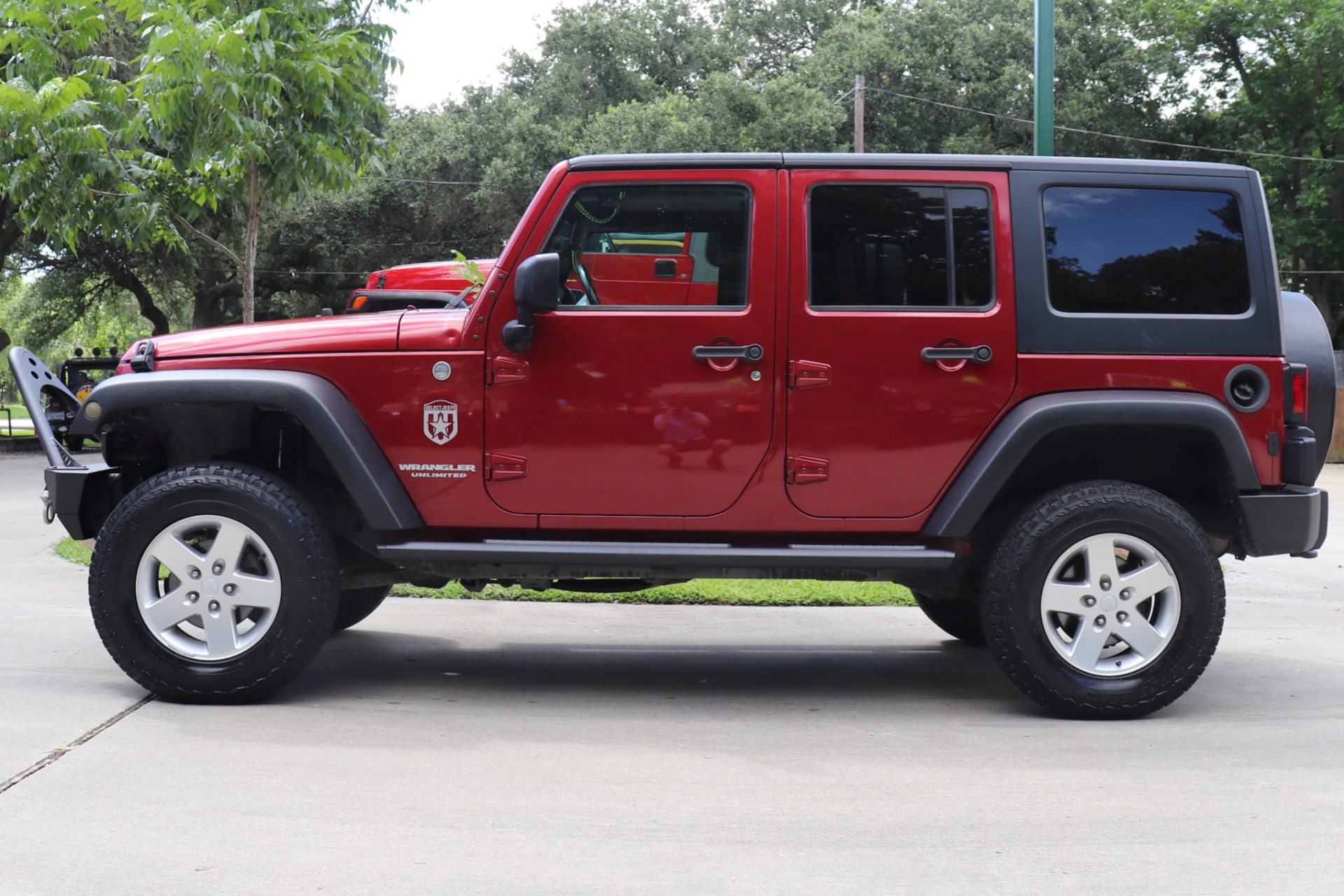 Used-2011-Jeep-Wrangler-Unlimited-Sport