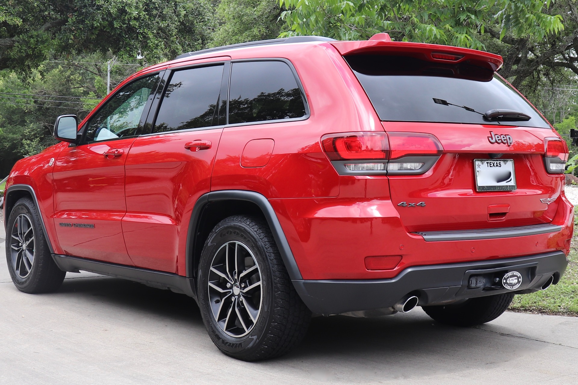 Used-2018-Jeep-Grand-Cherokee-Trailhawk