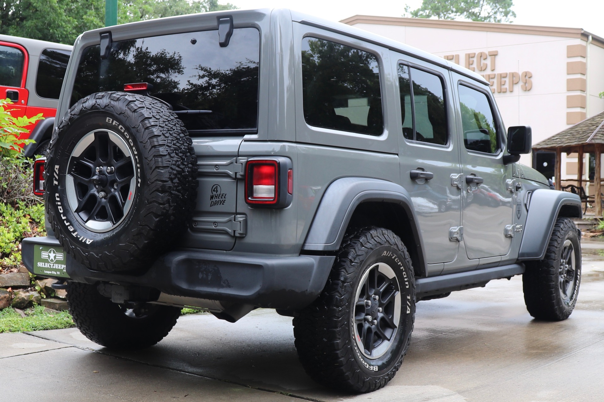 Used-2018-Jeep-Wrangler-Unlimited-Sport