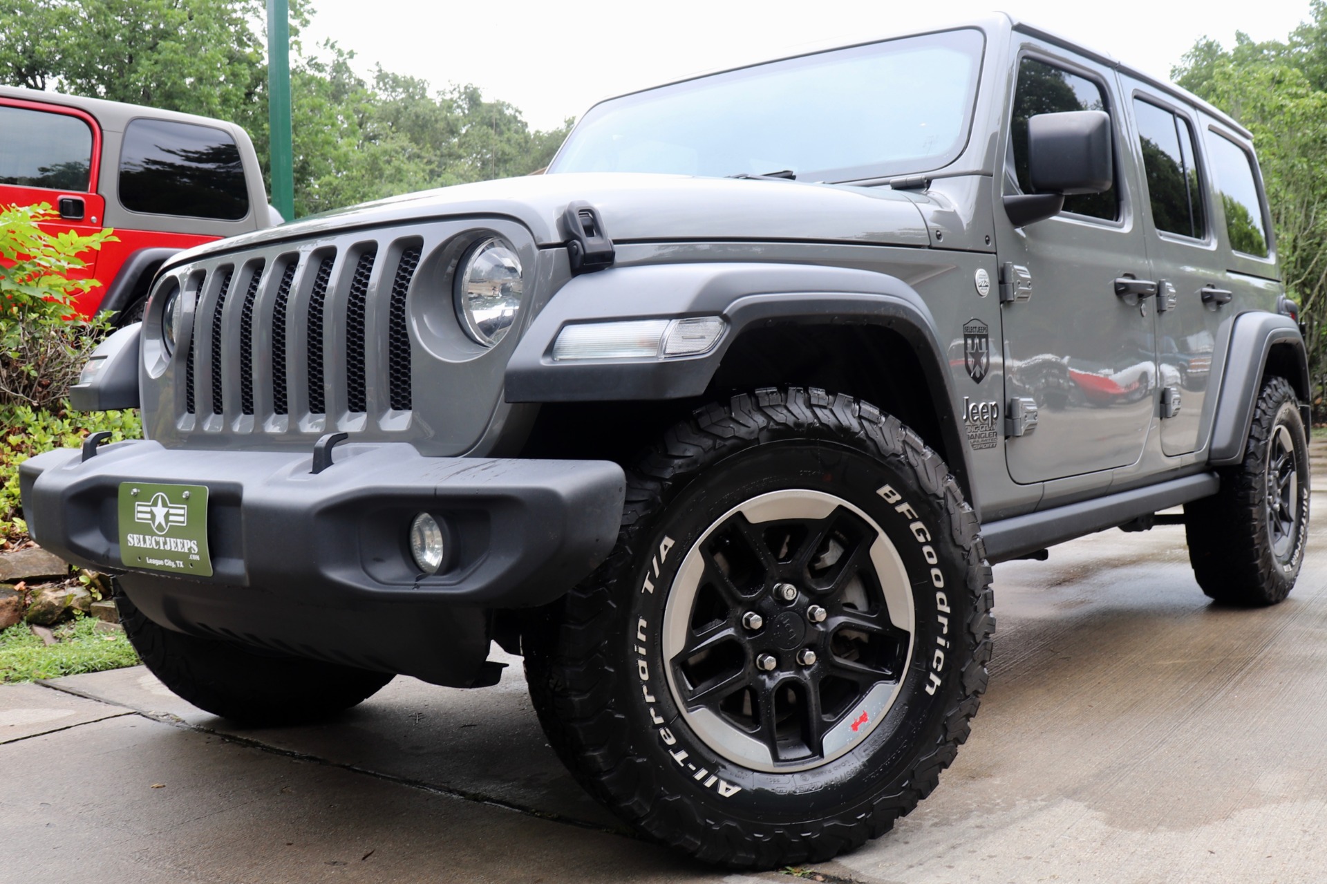 Used-2018-Jeep-Wrangler-Unlimited-Sport