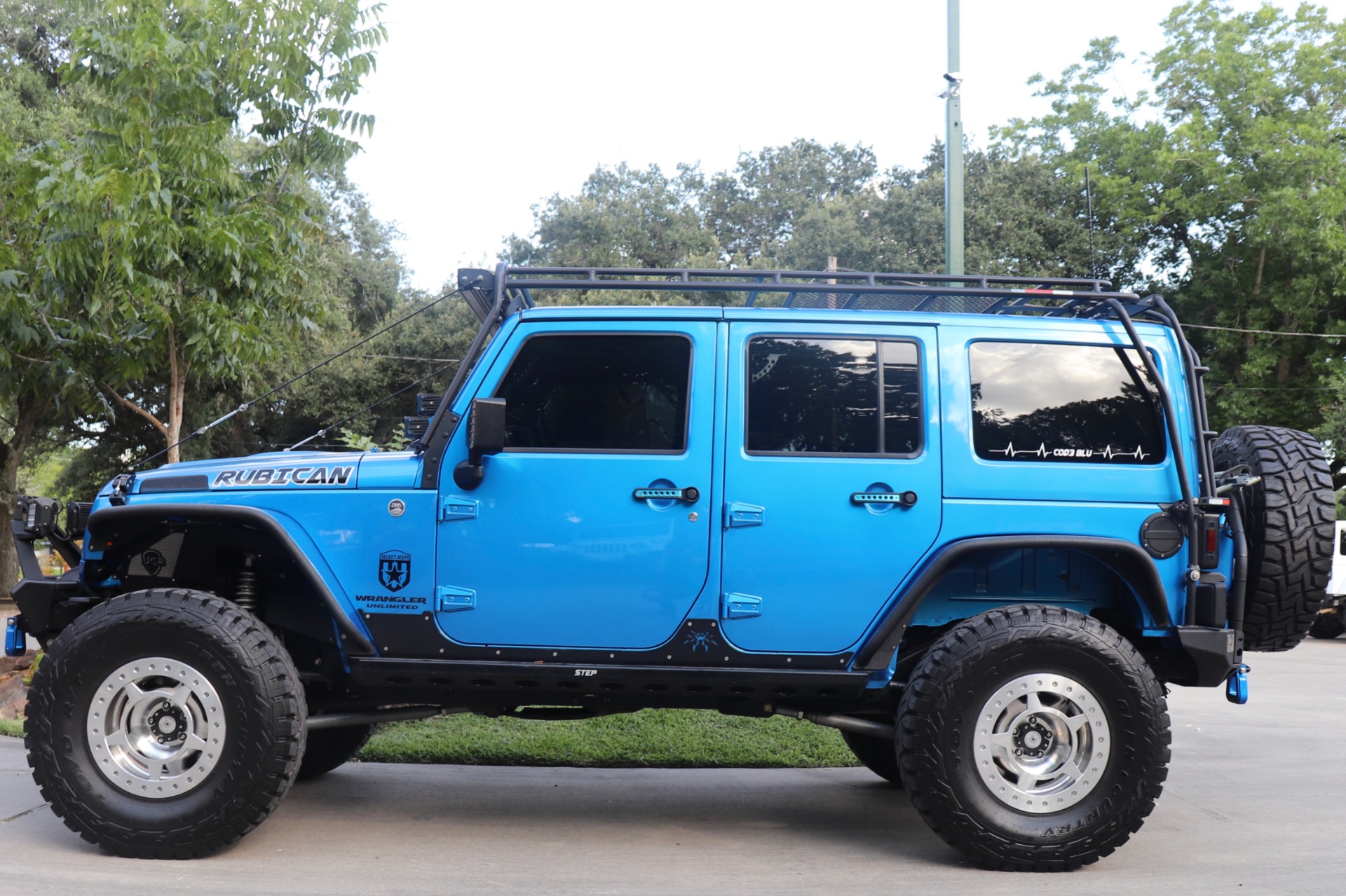 Used-2015-Jeep-Wrangler-Unlimited-Rubicon