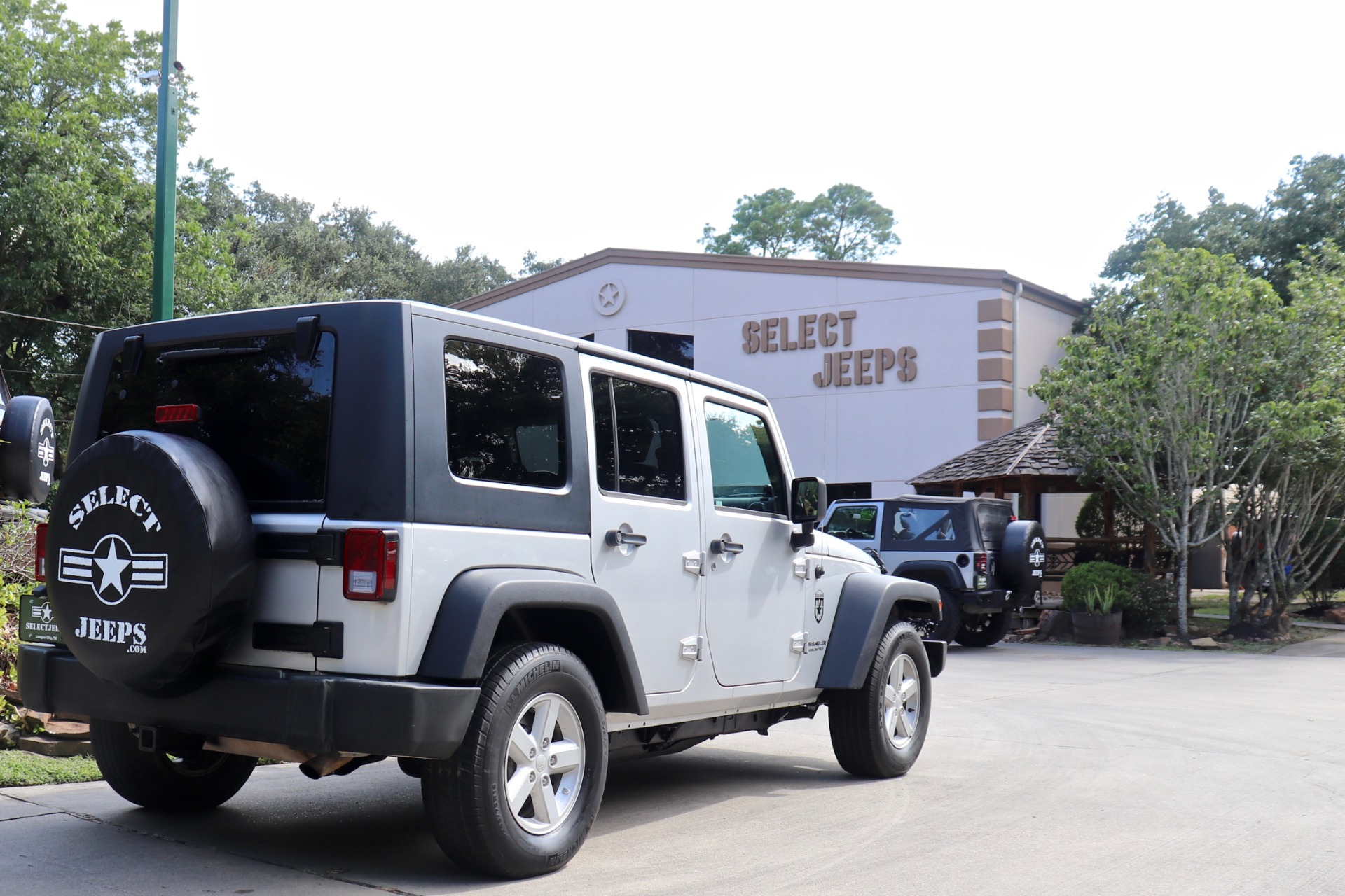 Used-2007-Jeep-Wrangler-Unlimited-X