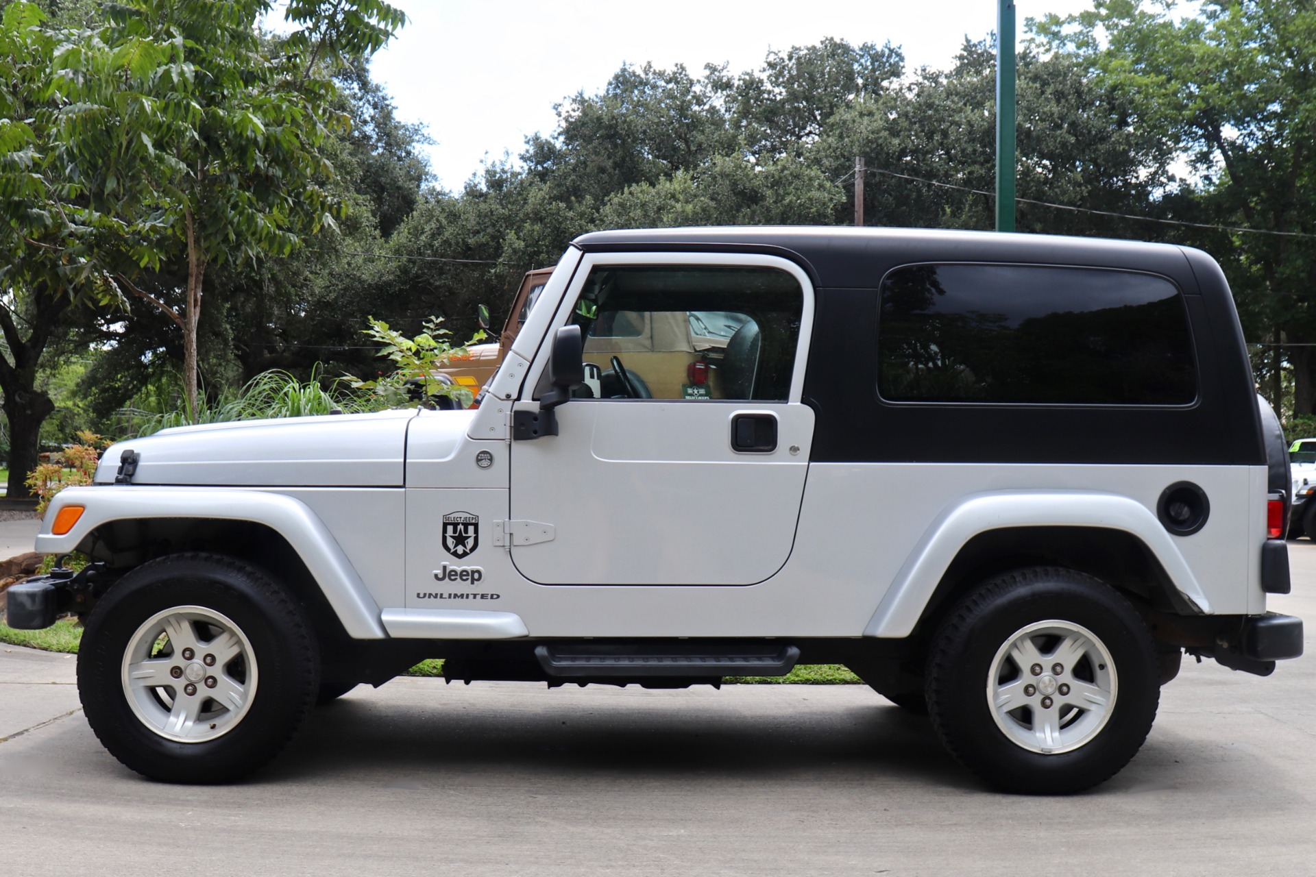 Used-2006-Jeep-Wrangler-Unlimited