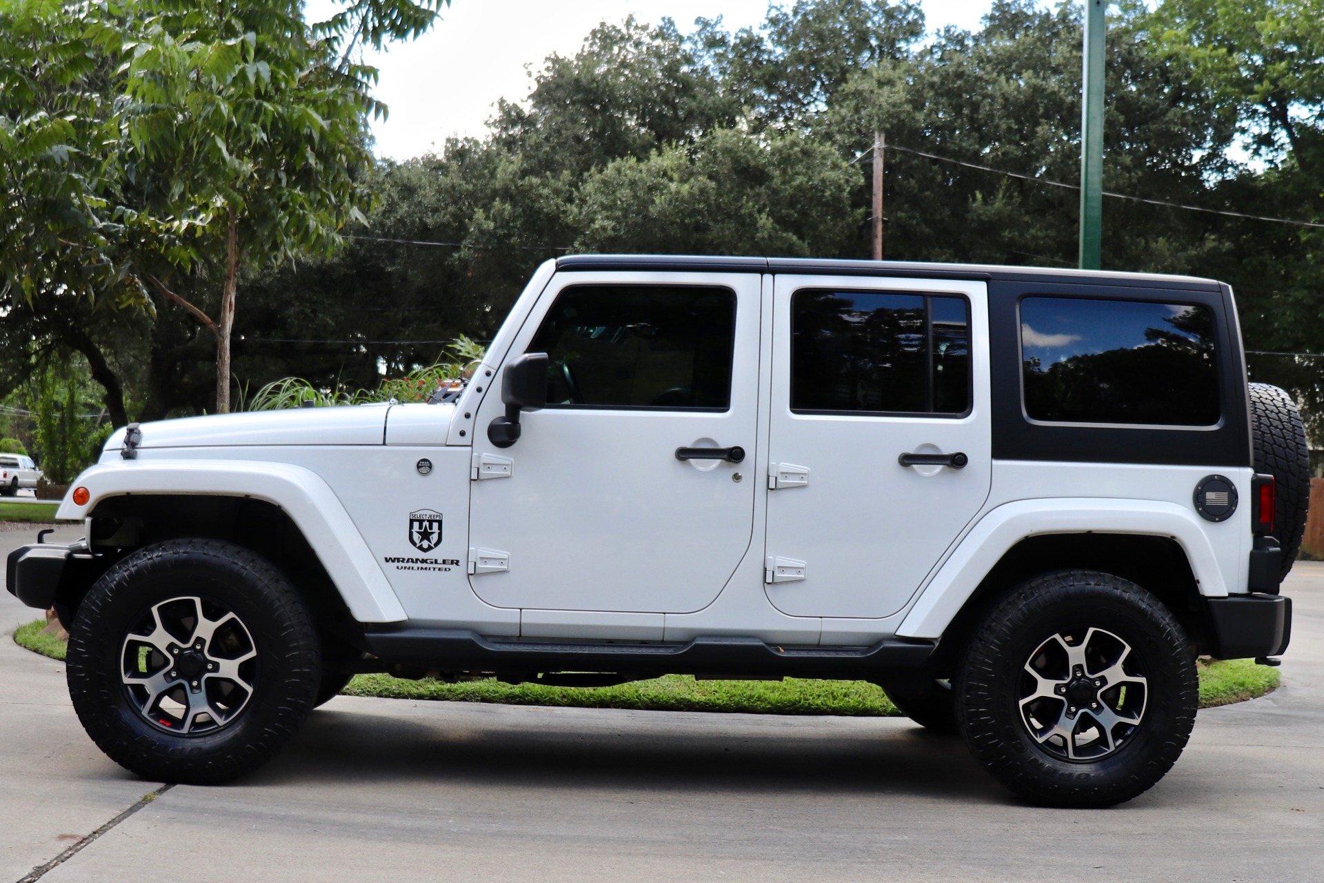 Used 2015 Jeep Wrangler Unlimited Sahara For Sale ($31,995) | Select ...