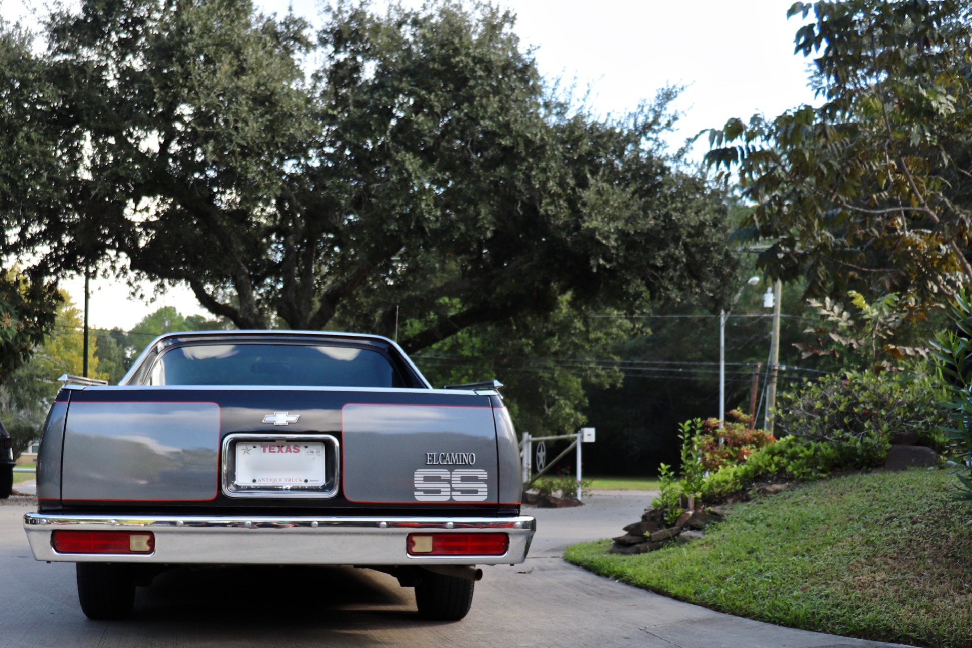 Used-1986-Chevrolet-El-Camino-SS-Choo-Choo-Custom-SS