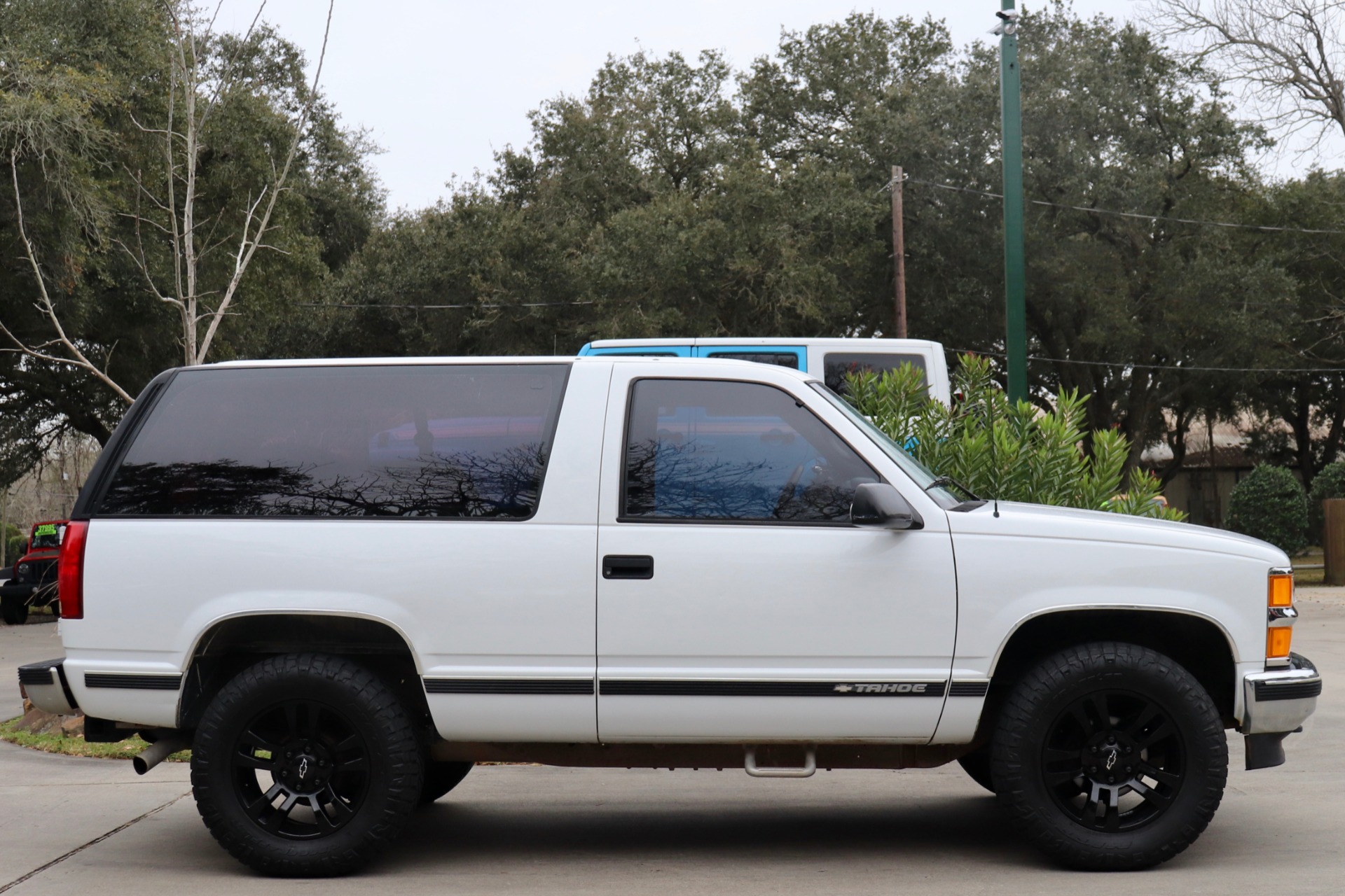 Used-1998-Chevrolet-Tahoe