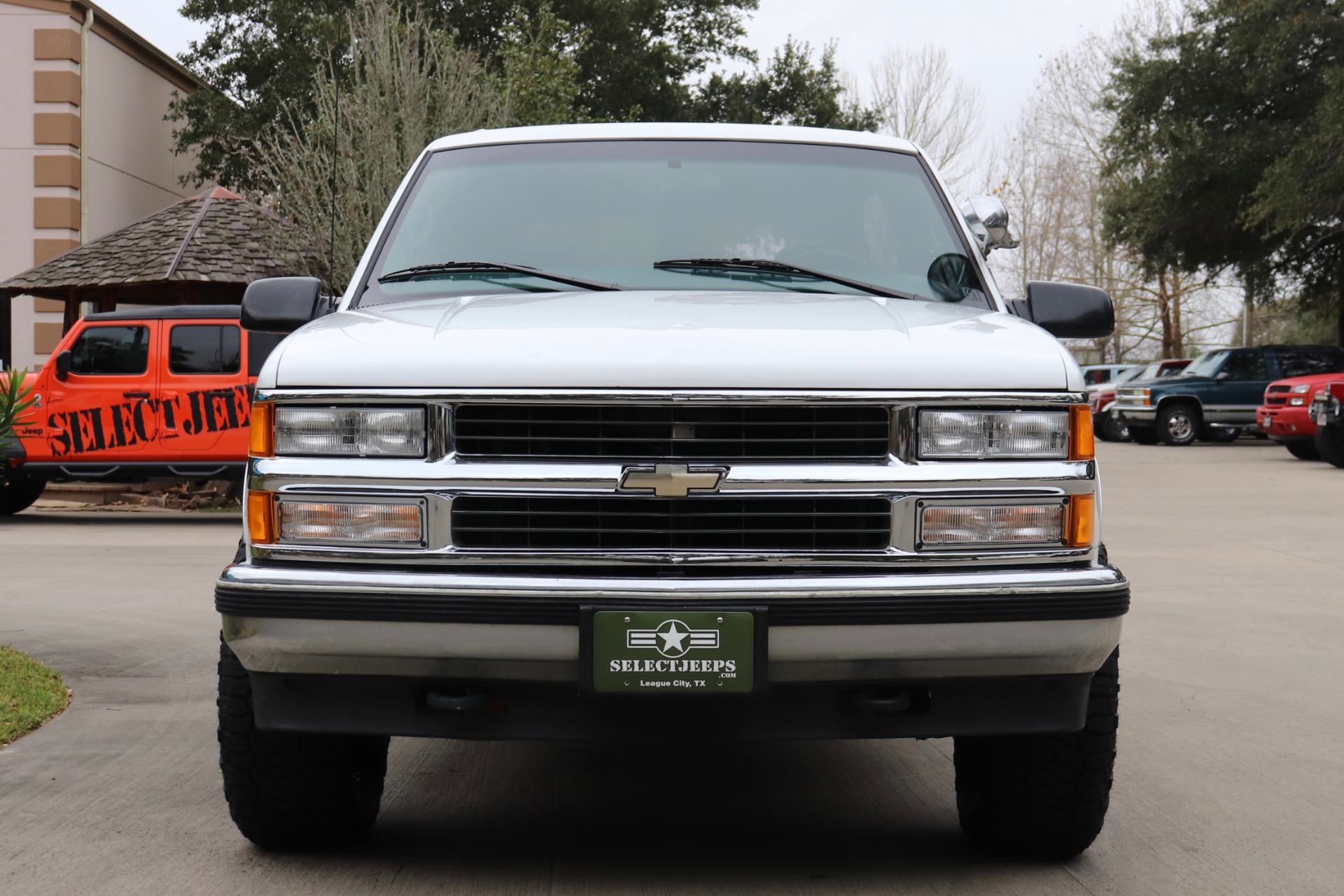 Used-1998-Chevrolet-Tahoe