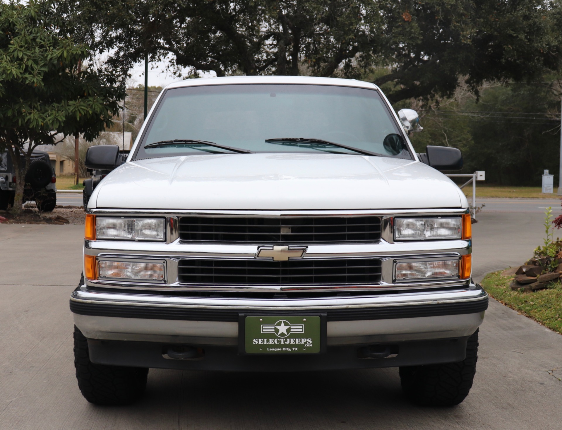 Used-1998-Chevrolet-Tahoe