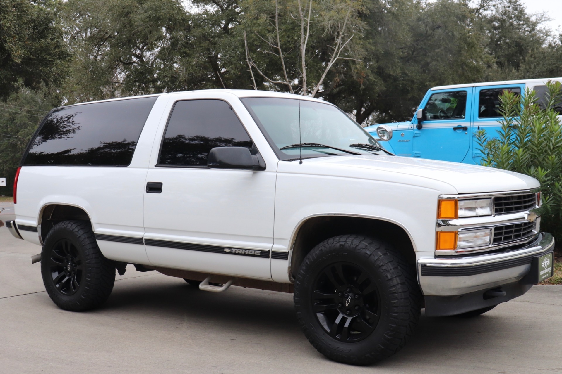 Used-1998-Chevrolet-Tahoe