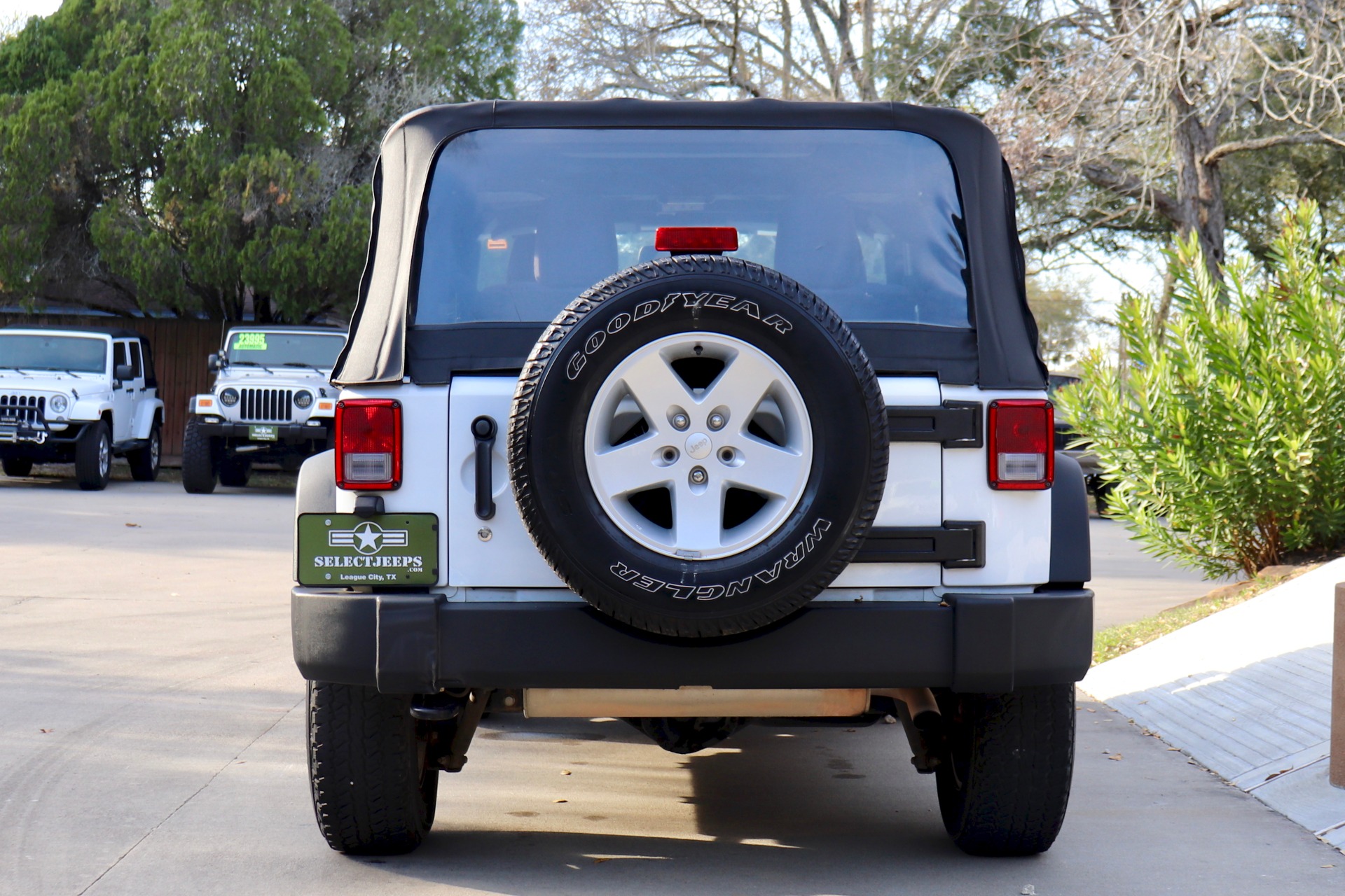 Used-2015-Jeep-Wrangler-Sport