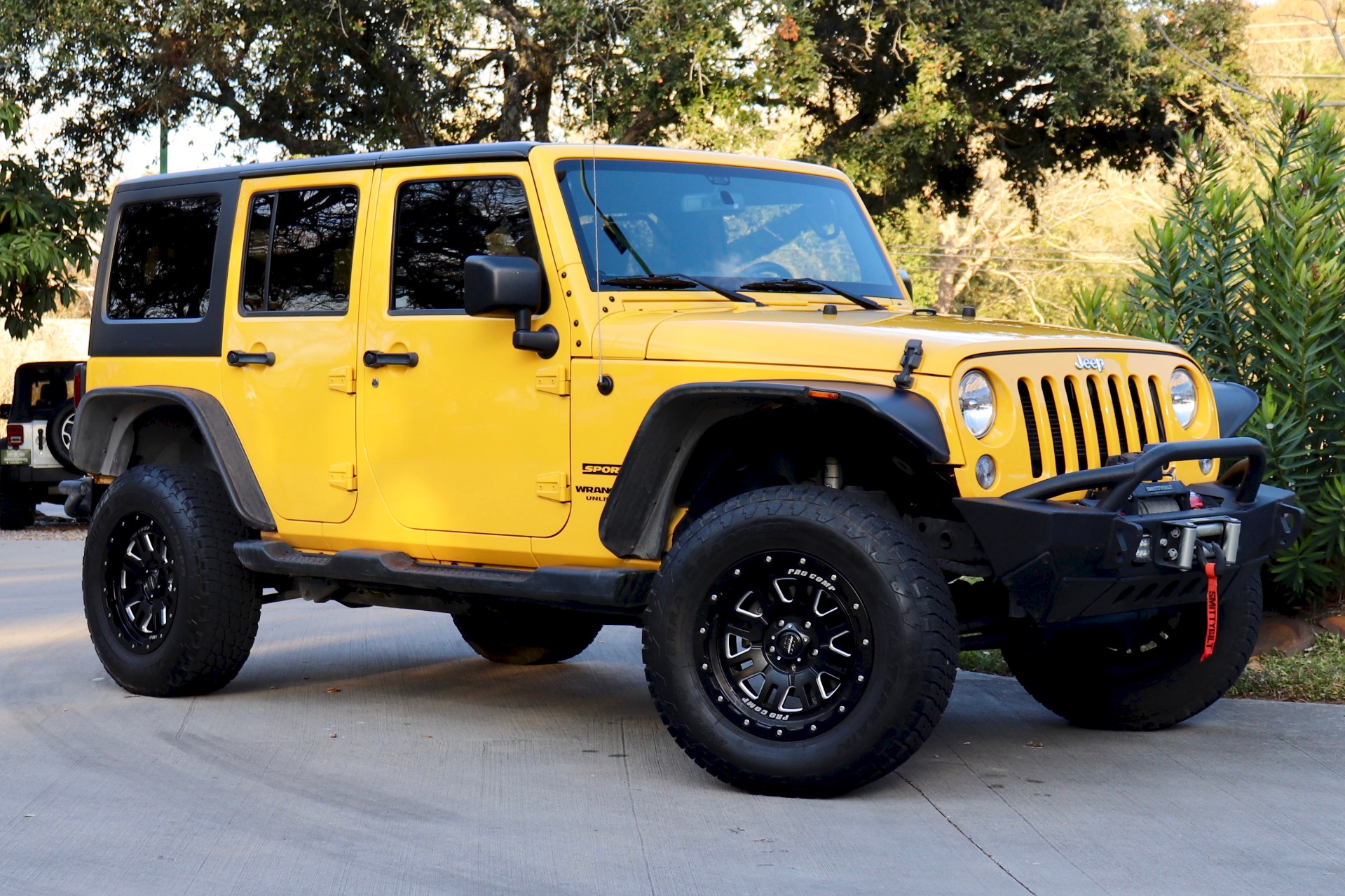 Used-2015-Jeep-Wrangler-Unlimited-Sport