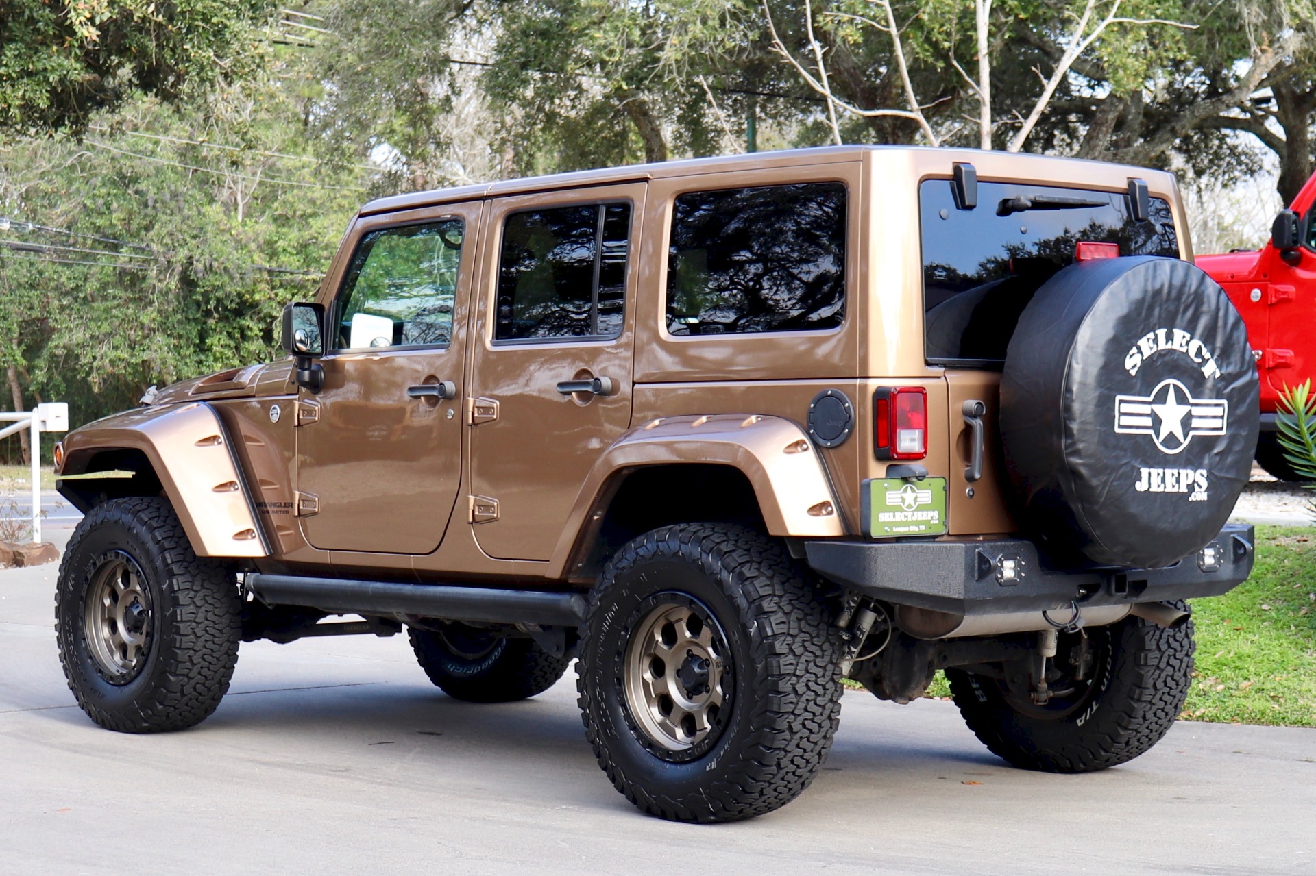 Used-2015-Jeep-Wrangler-Unlimited-Rubicon