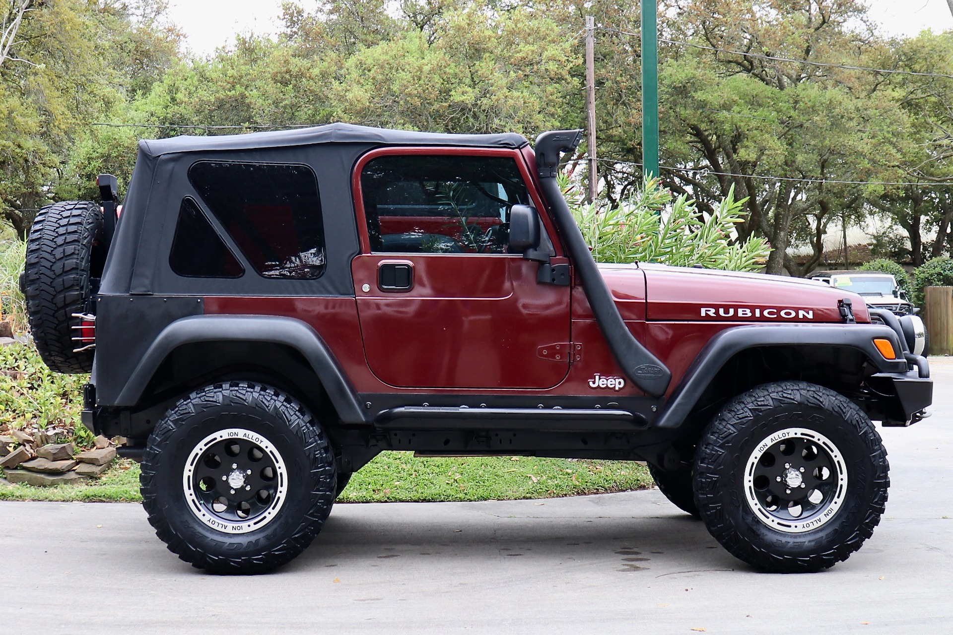 Used-2003-Jeep-Wrangler-Rubicon