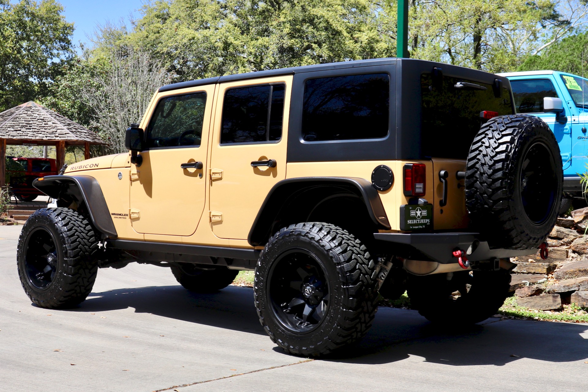 Used-2014-Jeep-Wrangler-Unlimited-Rubicon