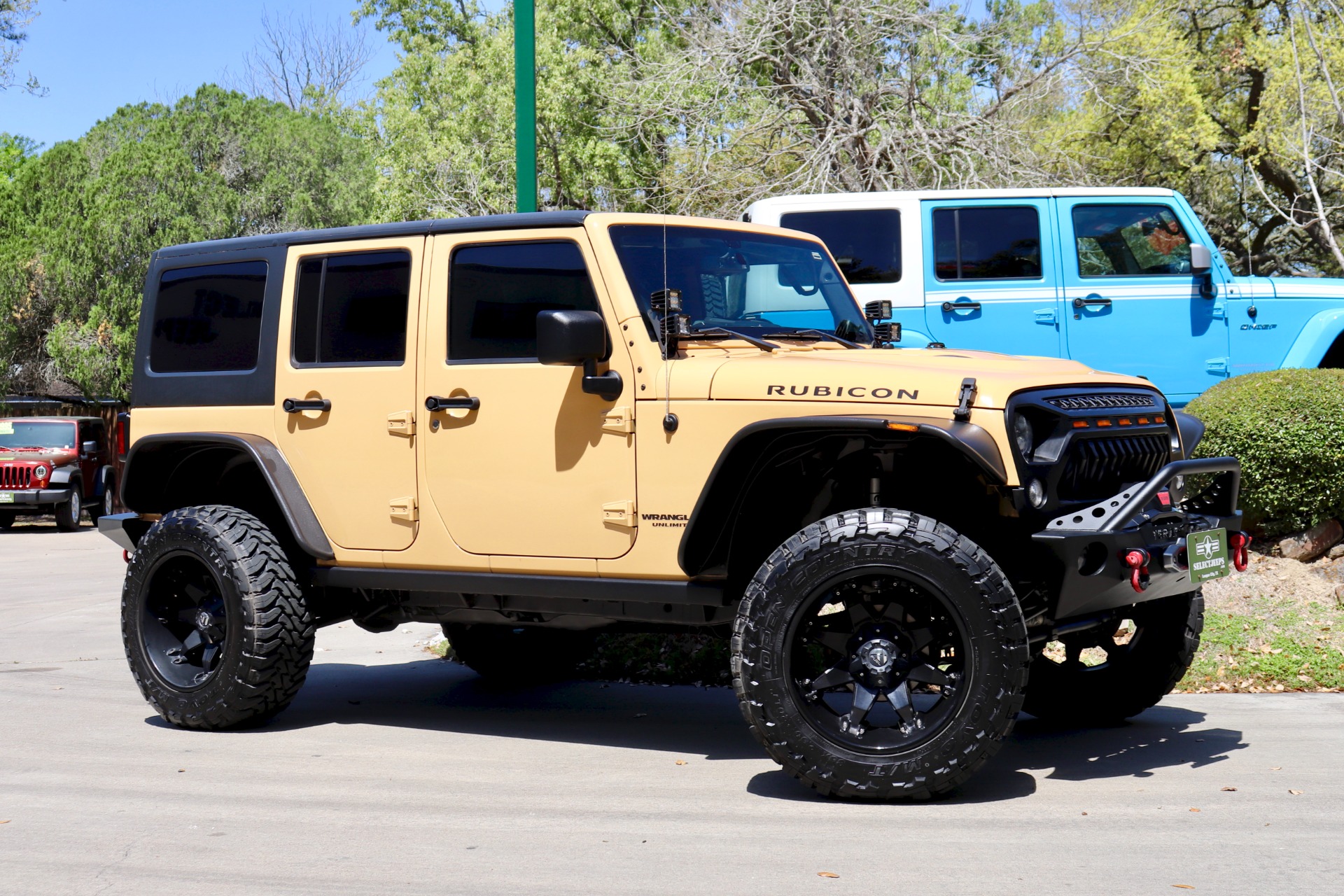 Used-2014-Jeep-Wrangler-Unlimited-Rubicon