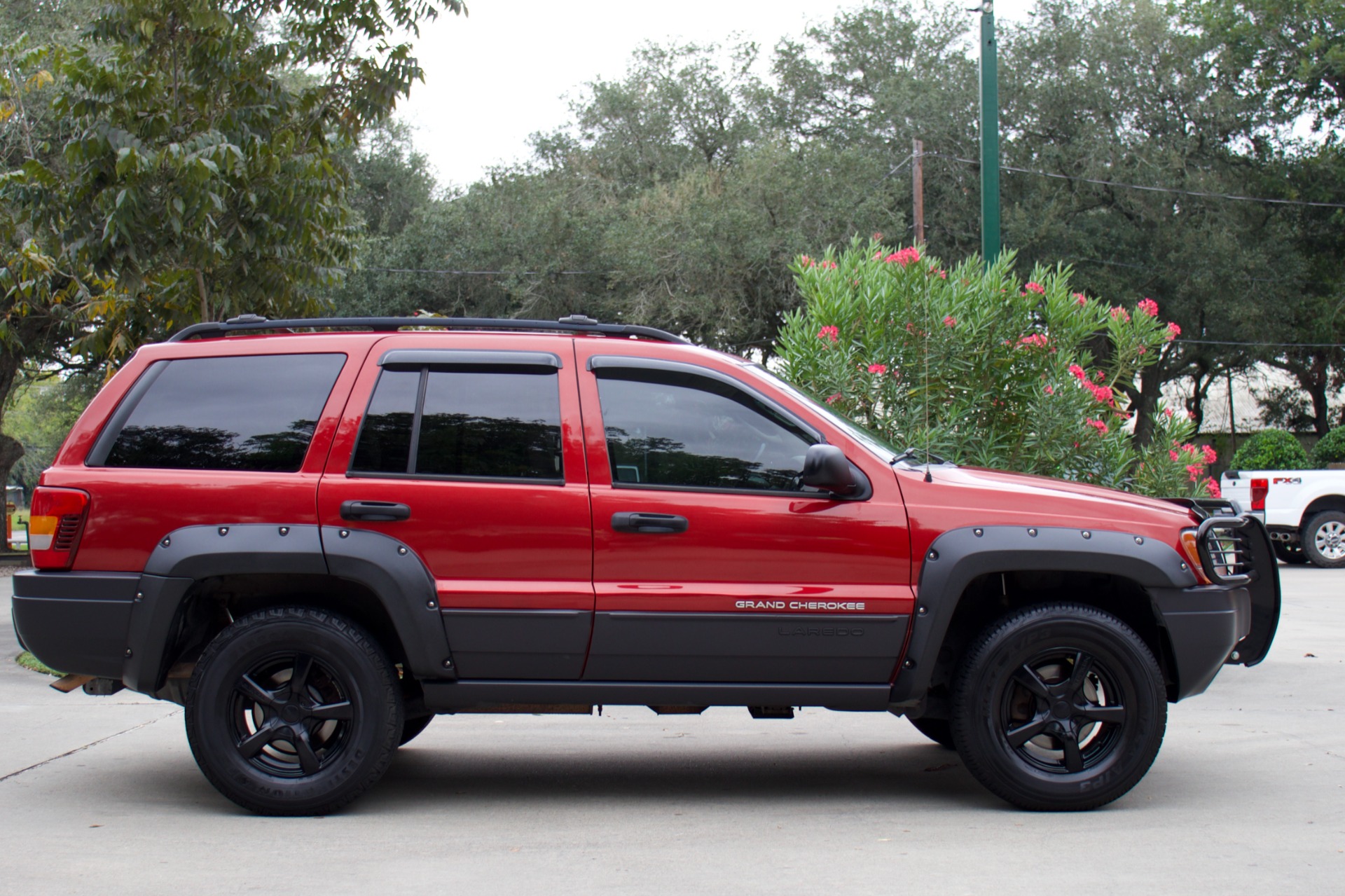 Used-2004-Jeep-Grand-Cherokee-Laredo