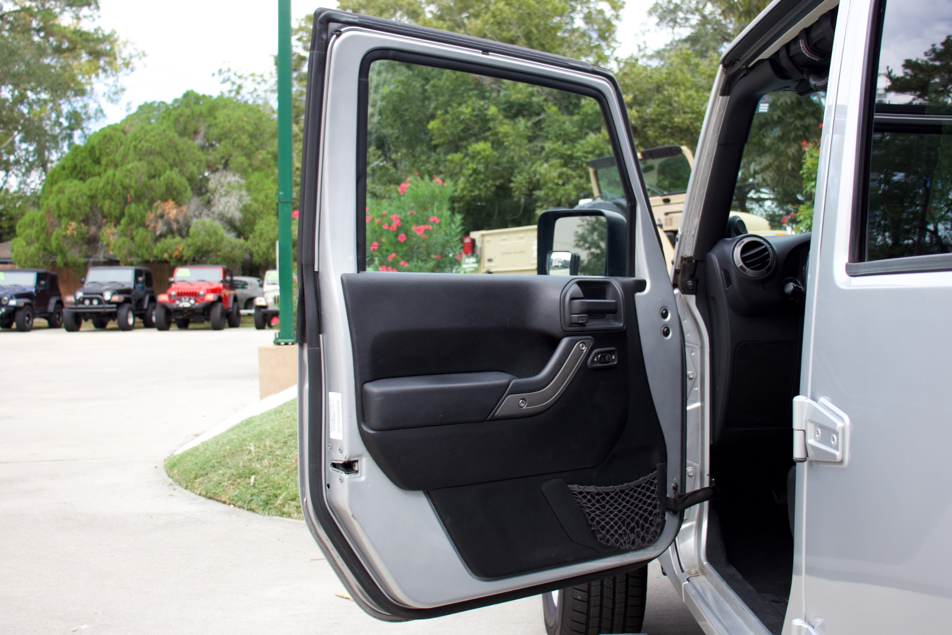 Used-2012-Jeep-Wrangler-Unlimited-Sport