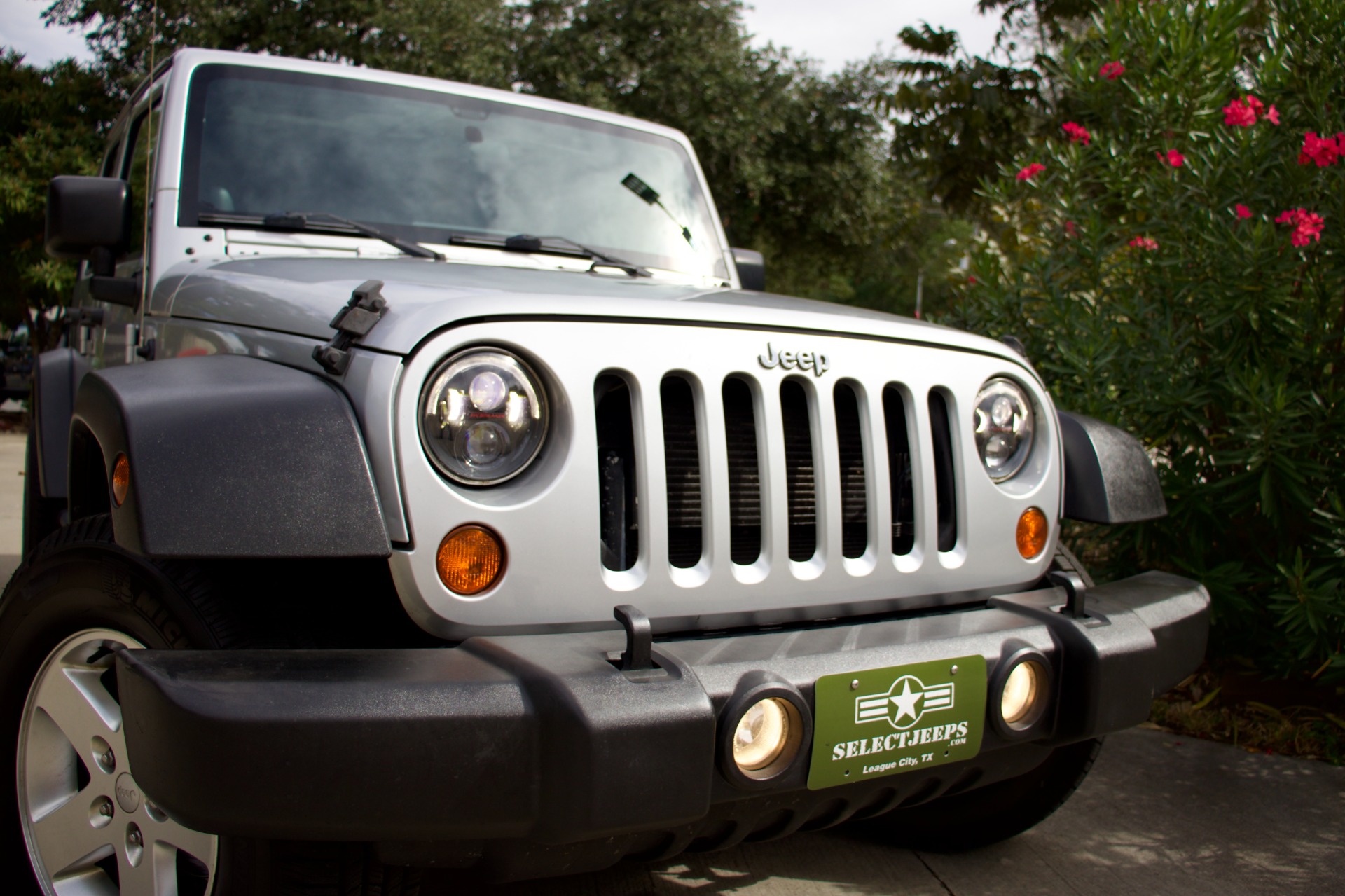 Used-2012-Jeep-Wrangler-Unlimited-Sport